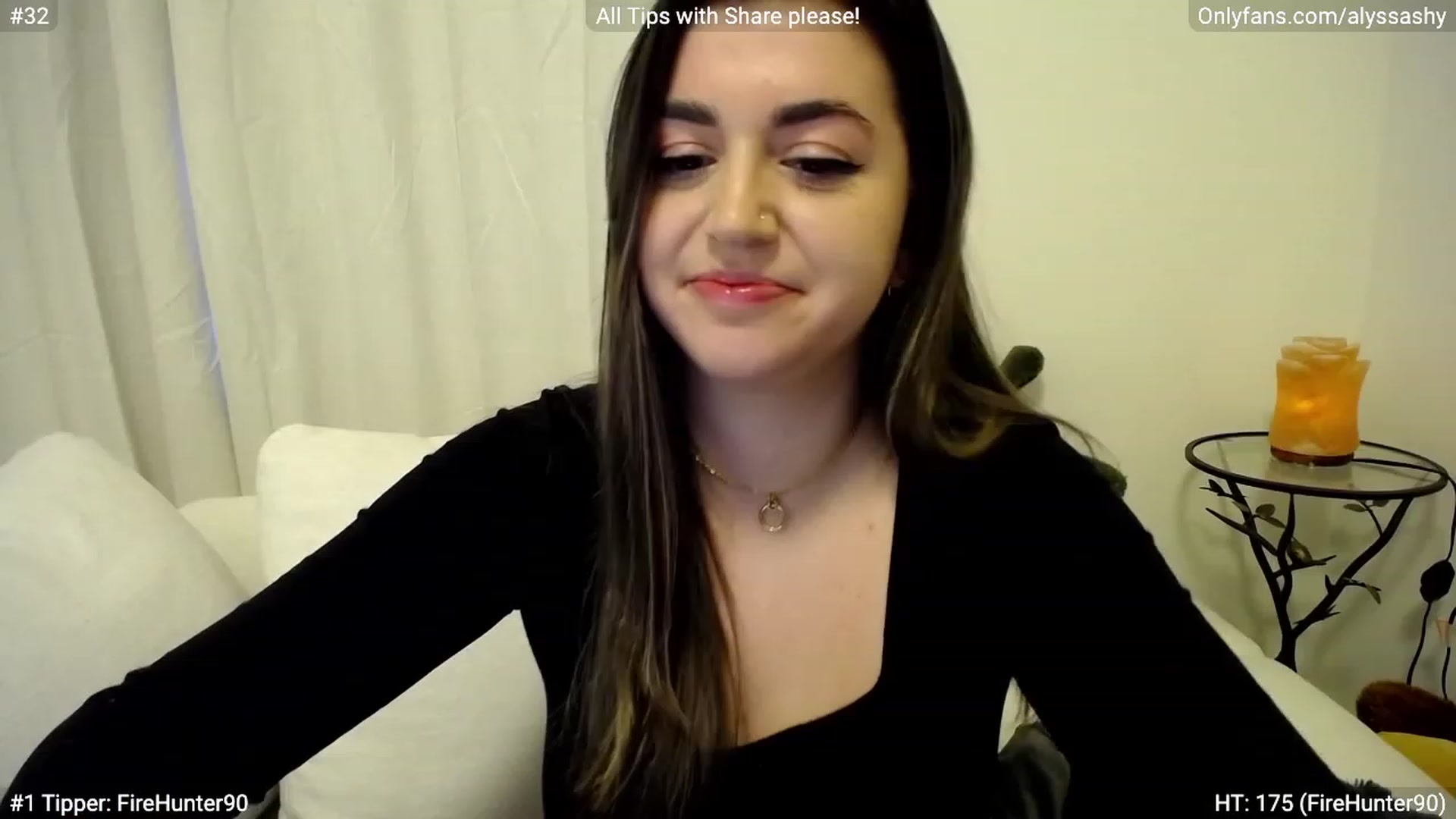 Gallery image thumbnail from AlyssaShy's myfreecams stream on, 03/25/2023, 22:53 image 19 of 20
