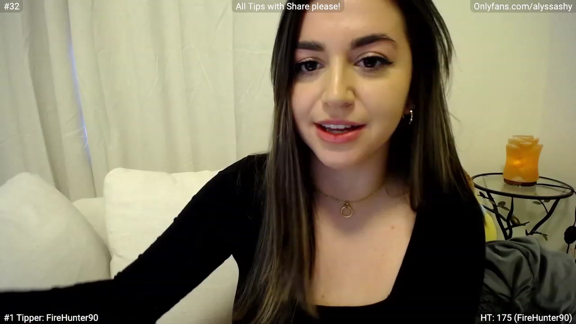 Gallery image thumbnail from AlyssaShy's myfreecams stream on, 03/25/2023, 22:53 image 14 of 20