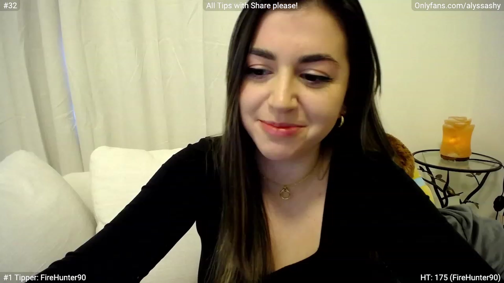 Gallery image thumbnail from AlyssaShy's myfreecams stream on, 03/25/2023, 22:53 image 15 of 20