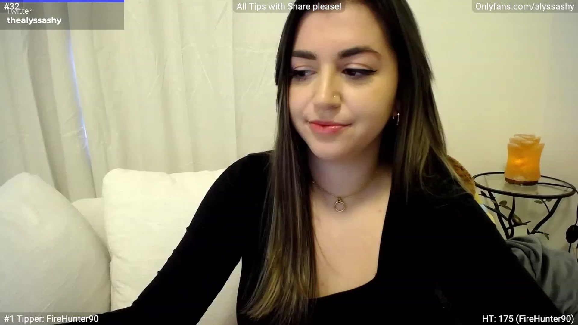 Gallery image thumbnail from AlyssaShy's myfreecams stream on, 03/25/2023, 22:53 image 7 of 20