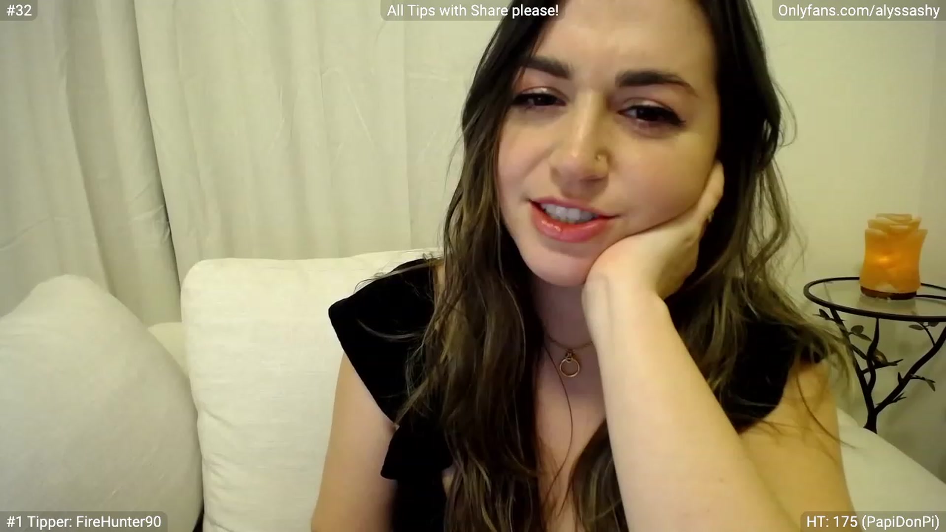 Gallery image thumbnail from AlyssaShy's myfreecams stream on, 03/29/2023, 24:00 image 20 of 20