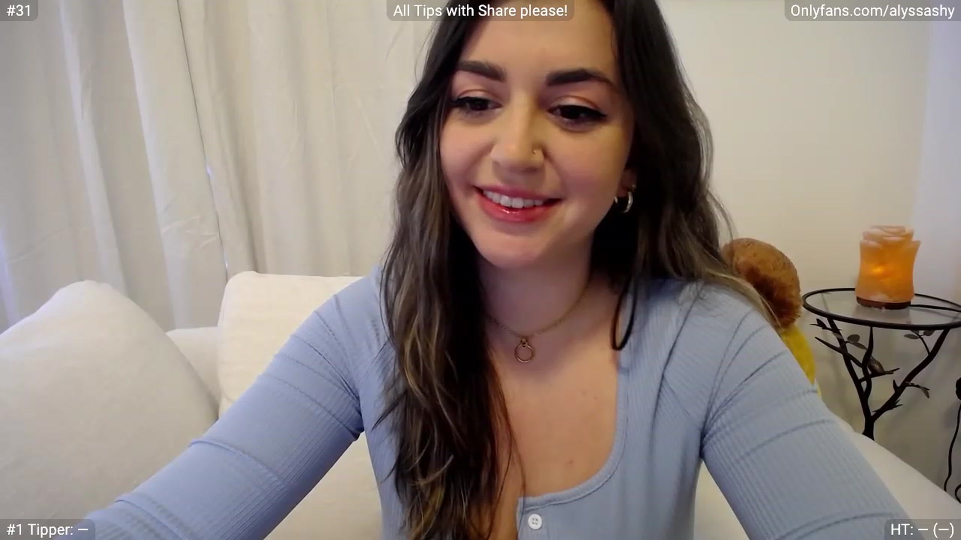 Gallery image thumbnail from AlyssaShy's myfreecams stream on, 03/29/2023, 19:09 image 7 of 20