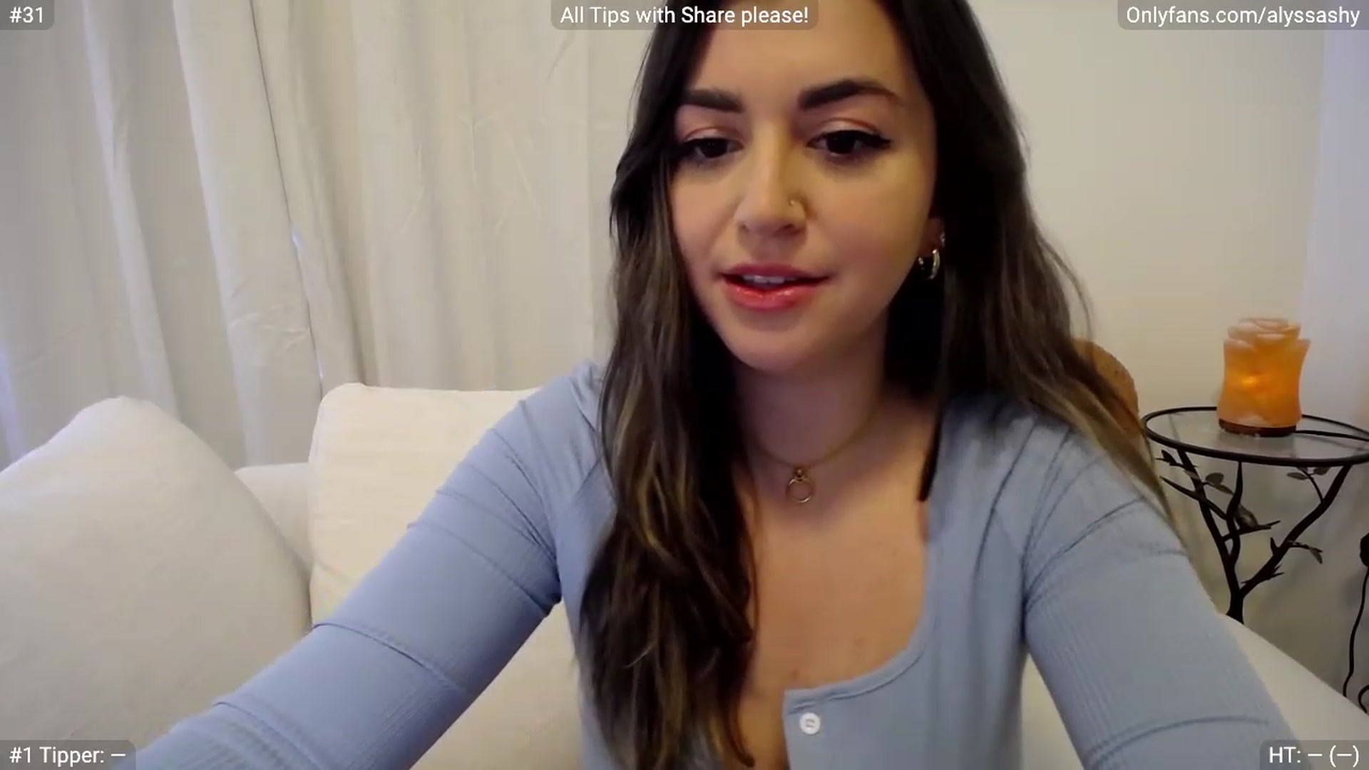 Gallery image thumbnail from AlyssaShy's myfreecams stream on, 03/29/2023, 19:09 image 8 of 20