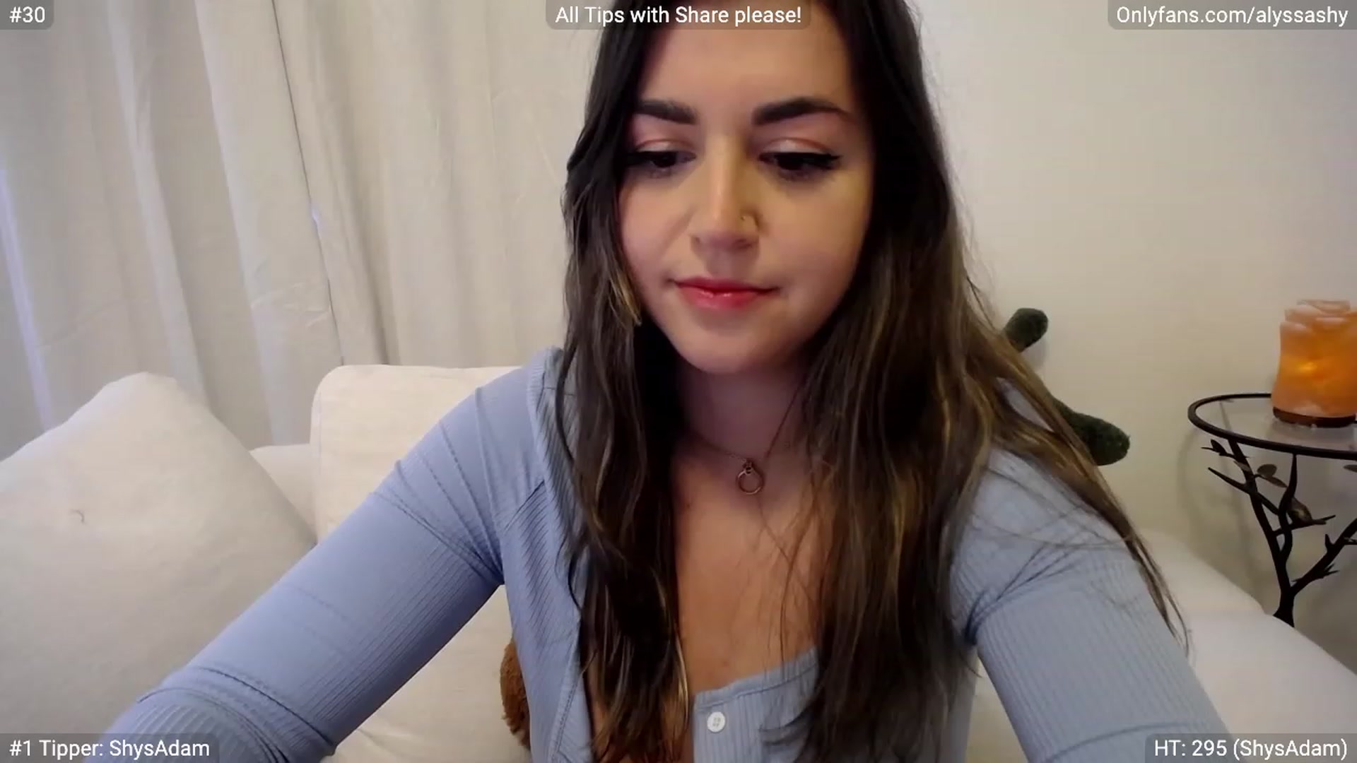 Gallery image thumbnail from AlyssaShy's myfreecams stream on, 03/29/2023, 21:54 image 7 of 20