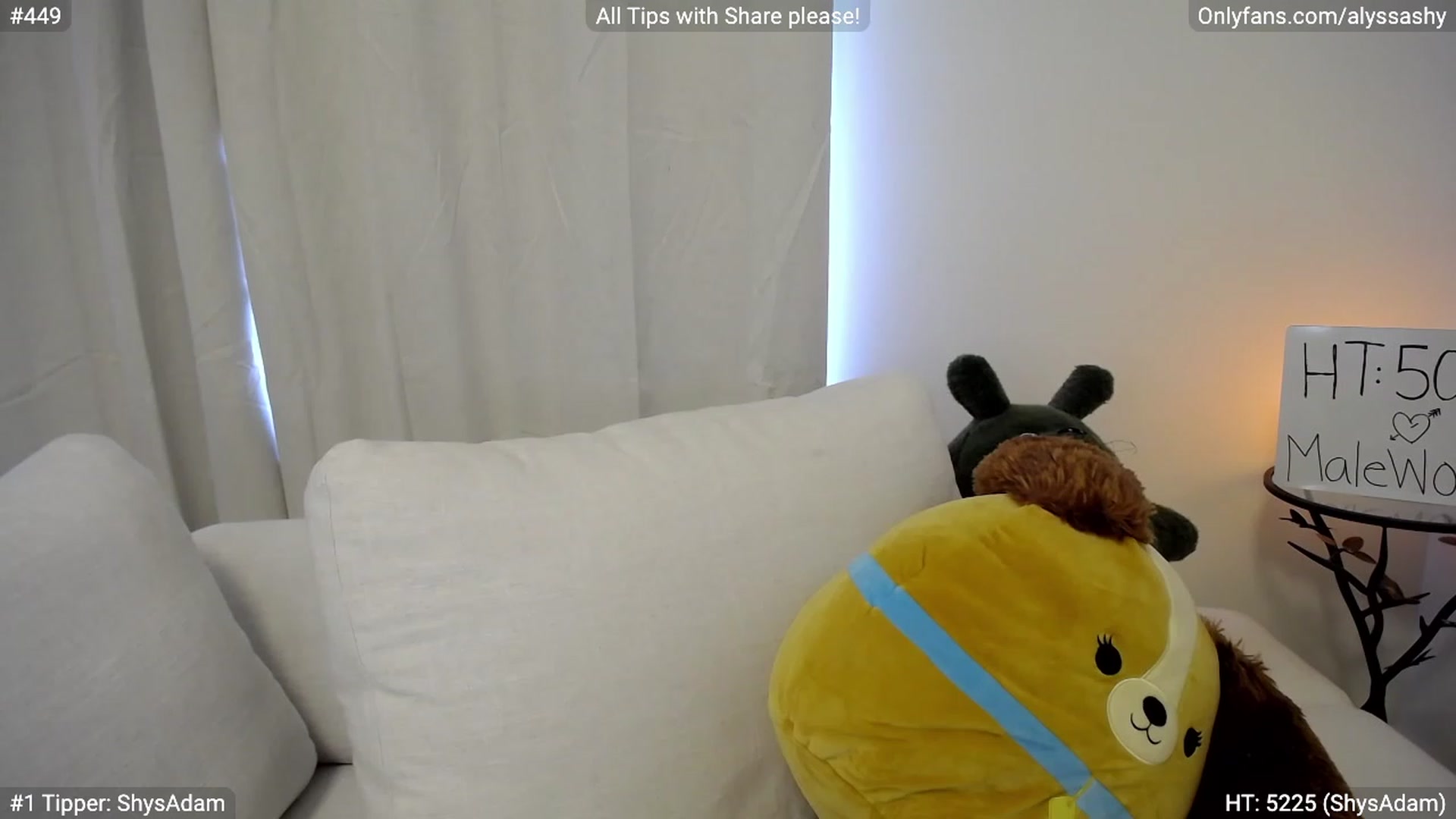 Gallery image thumbnail from AlyssaShy's myfreecams stream on, 04/12/2023, 20:49 image 13 of 20