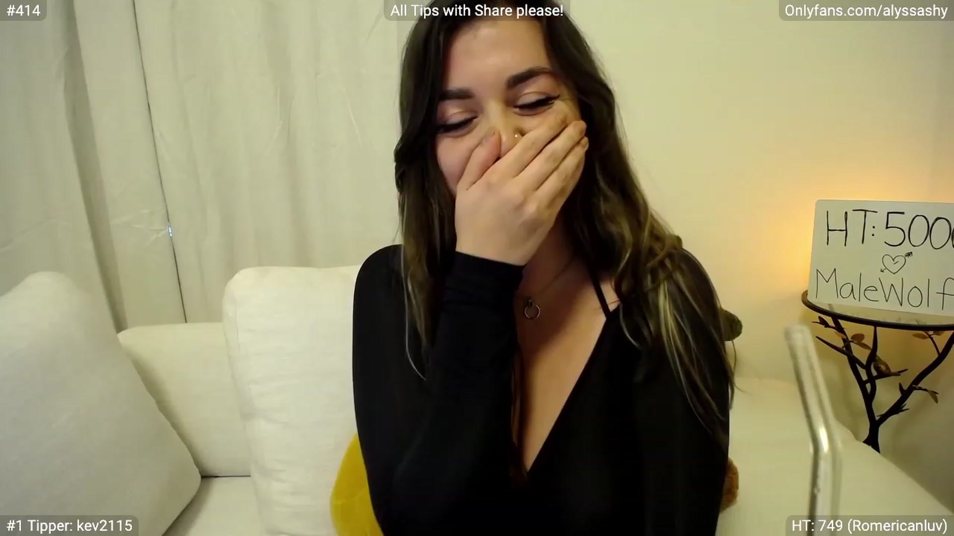 Gallery image thumbnail from AlyssaShy's myfreecams stream on, 04/15/2023, 24:02 image 4 of 20