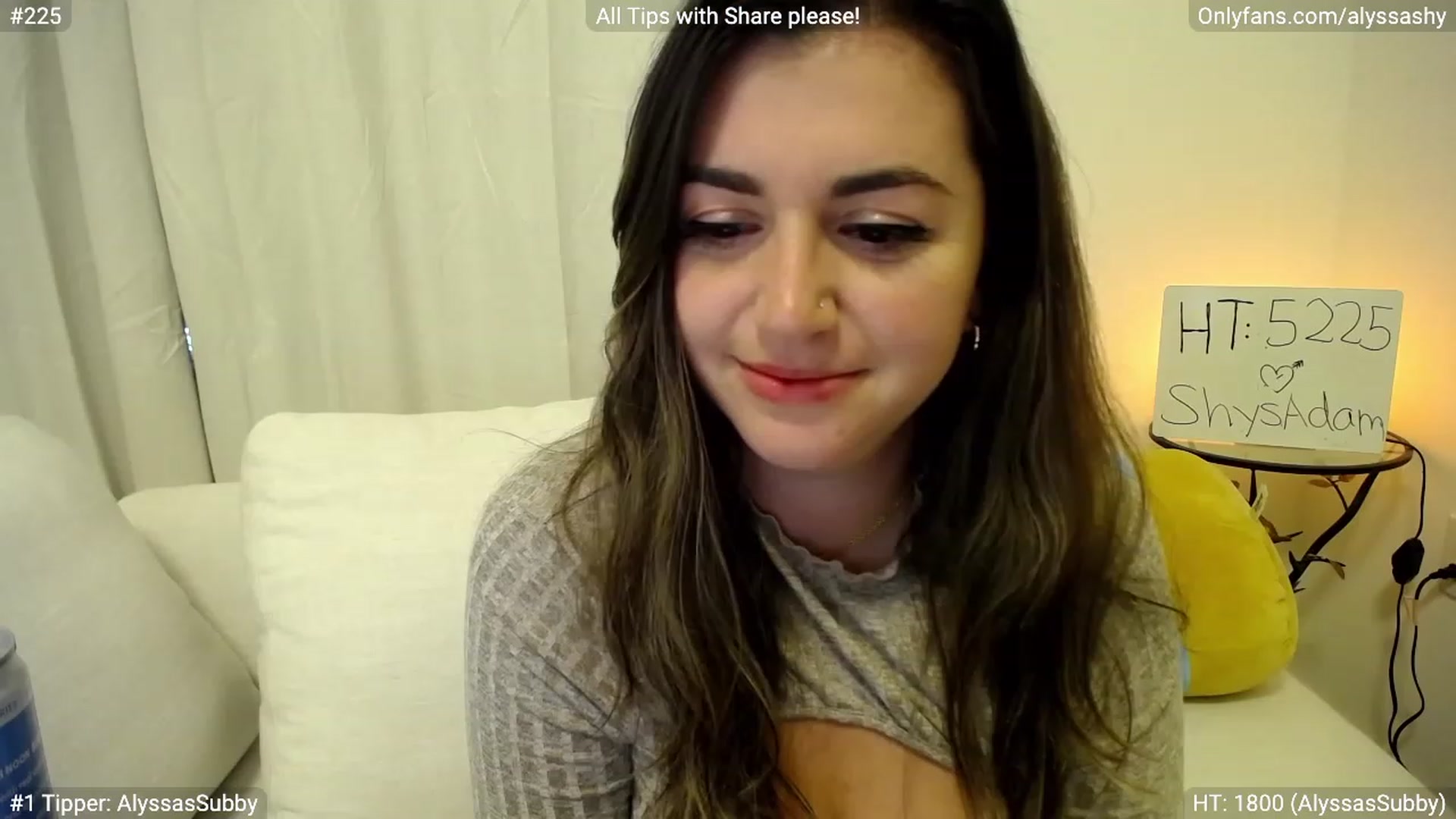 Gallery image thumbnail from AlyssaShy's myfreecams stream on, 04/16/2023, 01:54 image 12 of 20