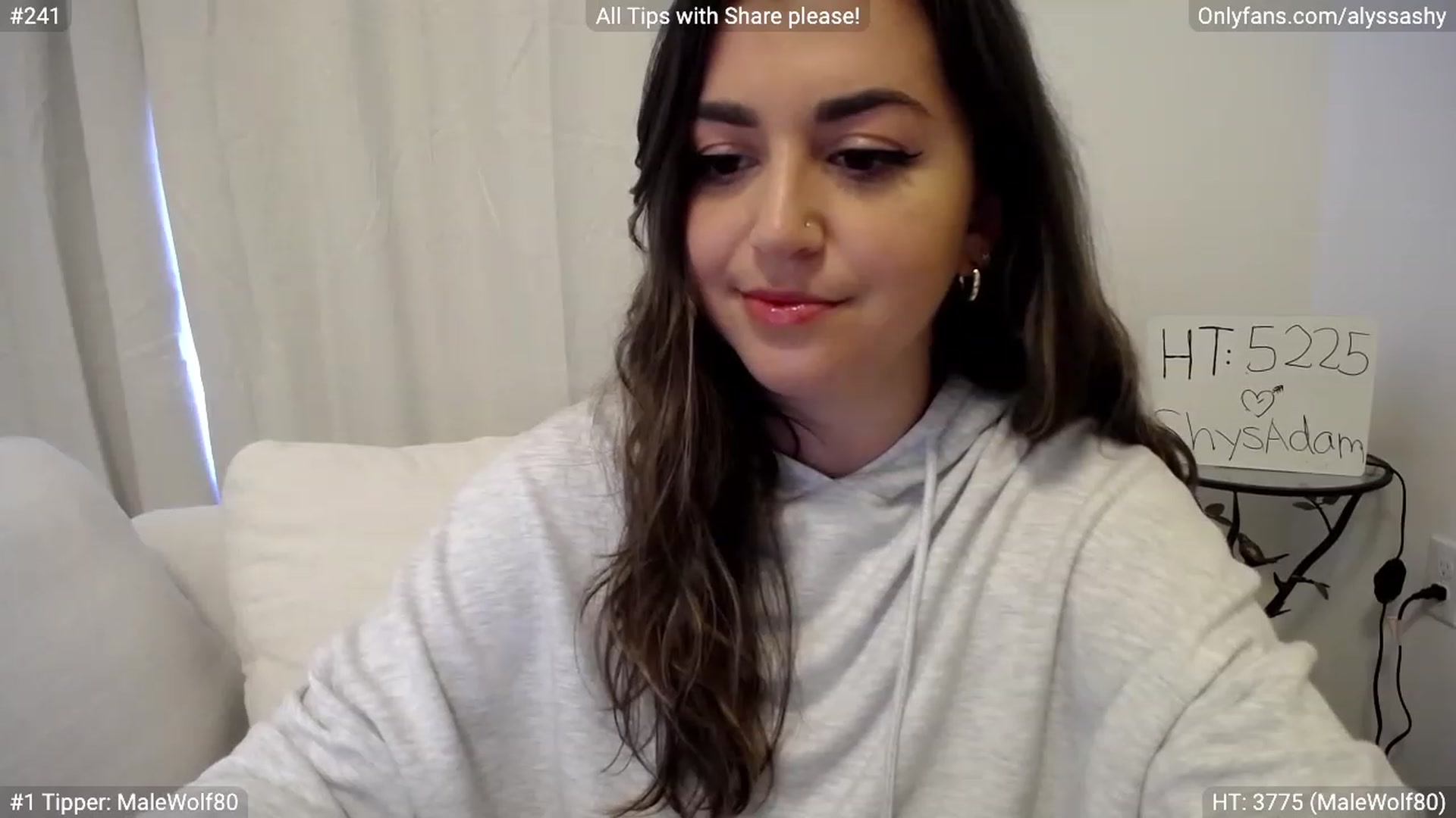 Gallery image thumbnail from AlyssaShy's myfreecams stream on, 04/18/2023, 21:57 image 18 of 20