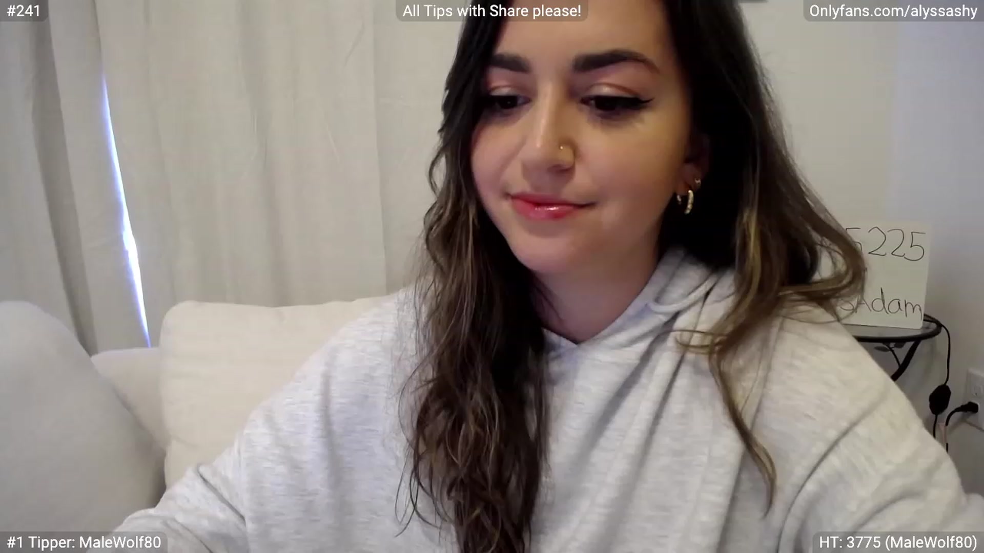 Gallery image thumbnail from AlyssaShy's myfreecams stream on, 04/18/2023, 21:57 image 13 of 20