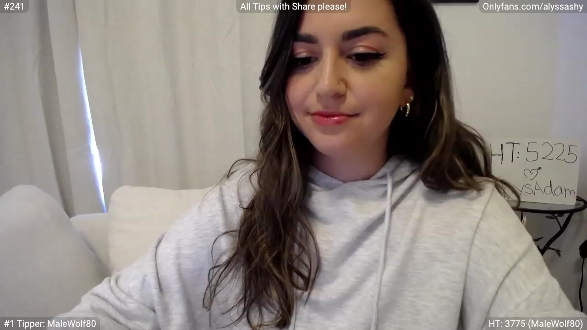 Gallery image thumbnail from AlyssaShy's myfreecams stream on, 04/18/2023, 21:57 image 7 of 20