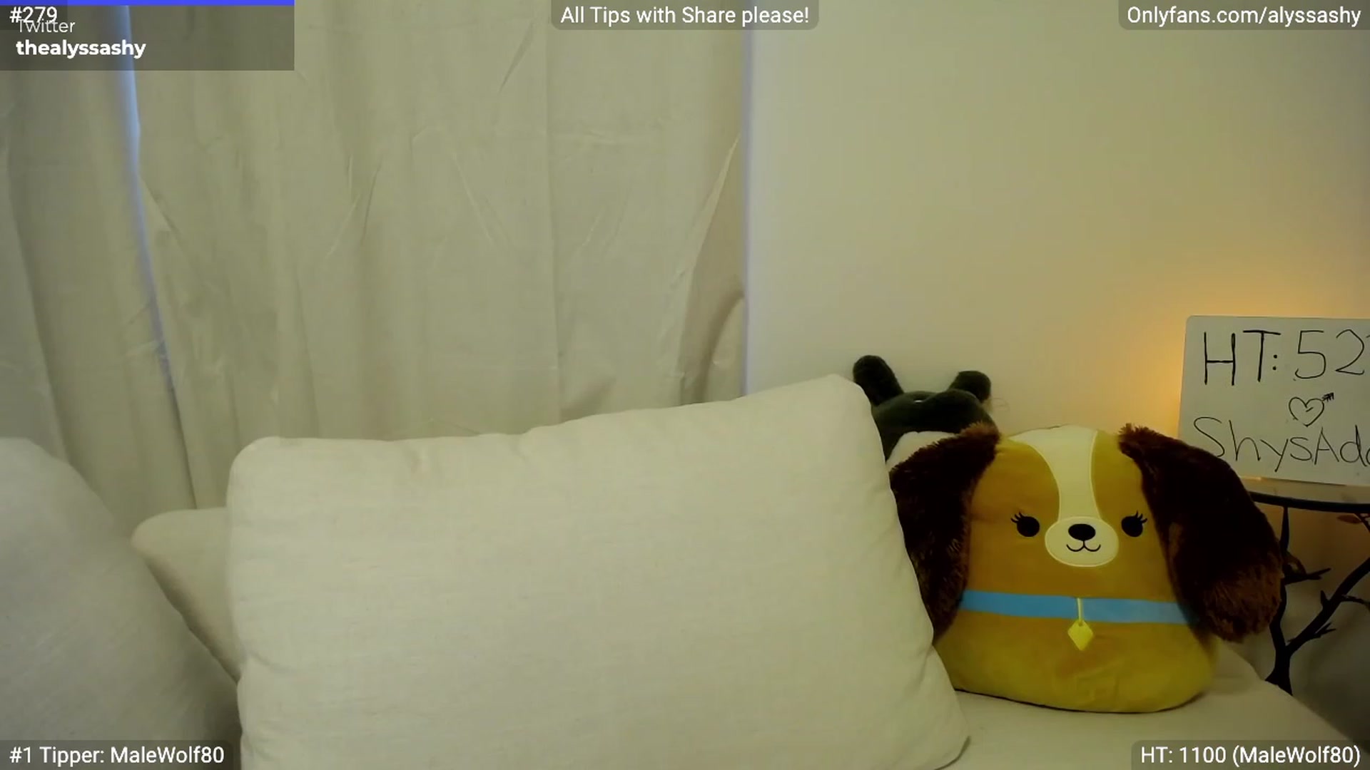 Gallery image thumbnail from AlyssaShy's myfreecams stream on, 04/22/2023, 24:06 image 12 of 20