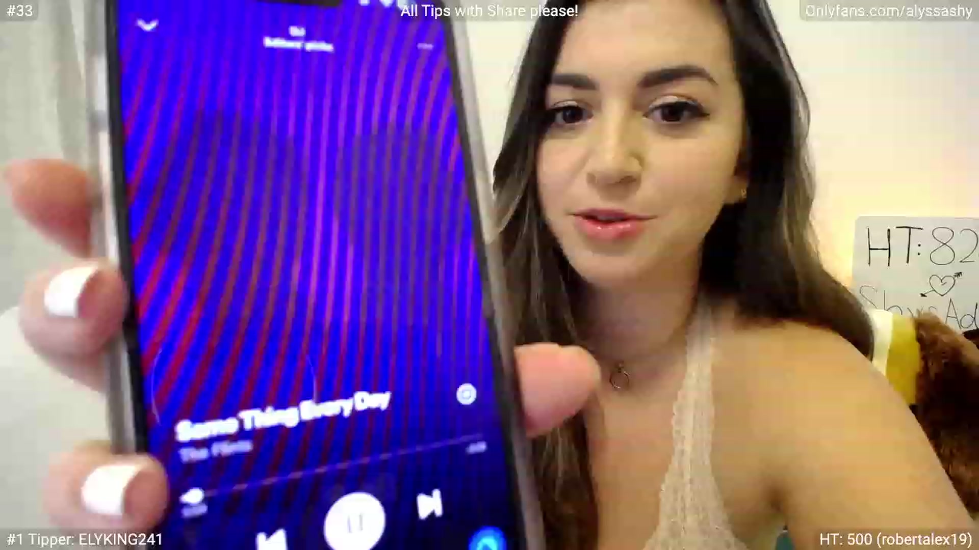 Gallery image thumbnail from AlyssaShy's myfreecams stream on, 05/03/2023, 19:12 image 16 of 20