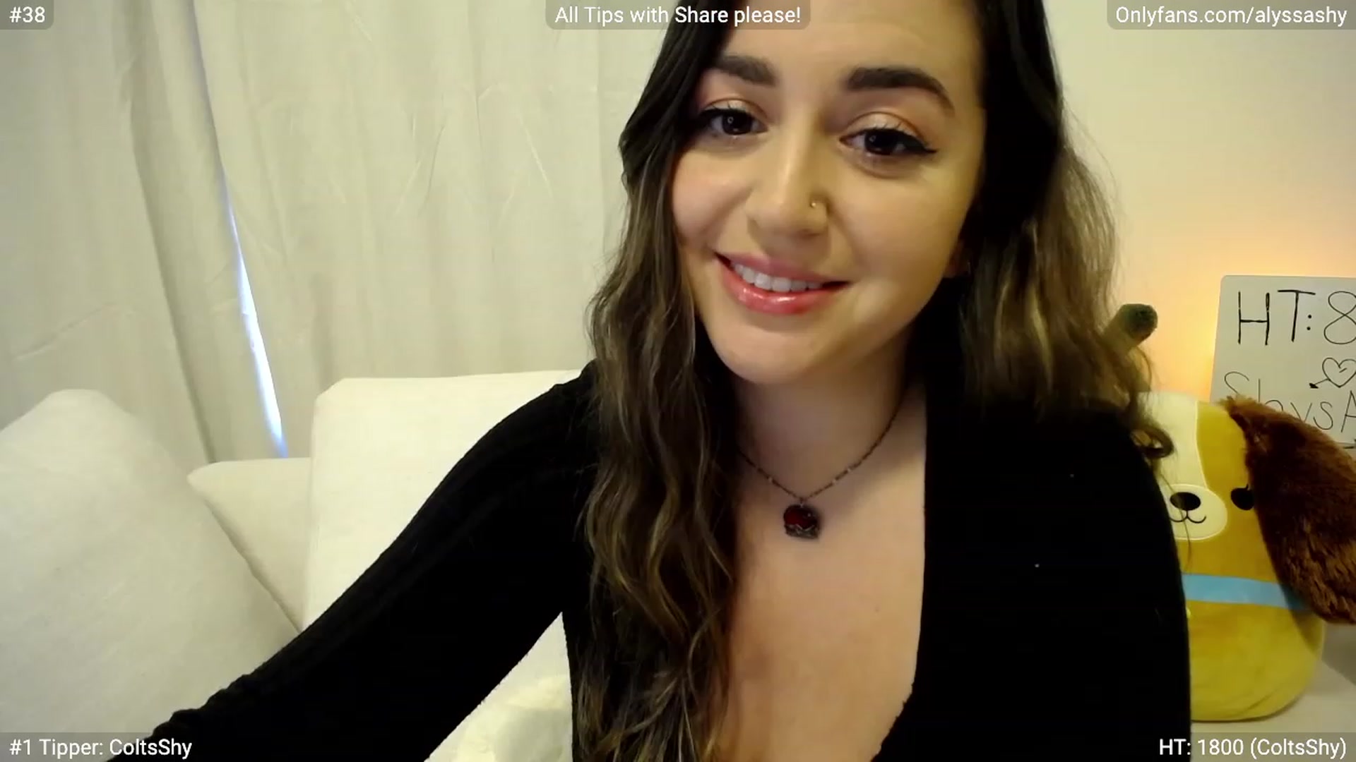 Gallery image thumbnail from AlyssaShy's myfreecams stream on, 05/04/2023, 21:29 image 17 of 20