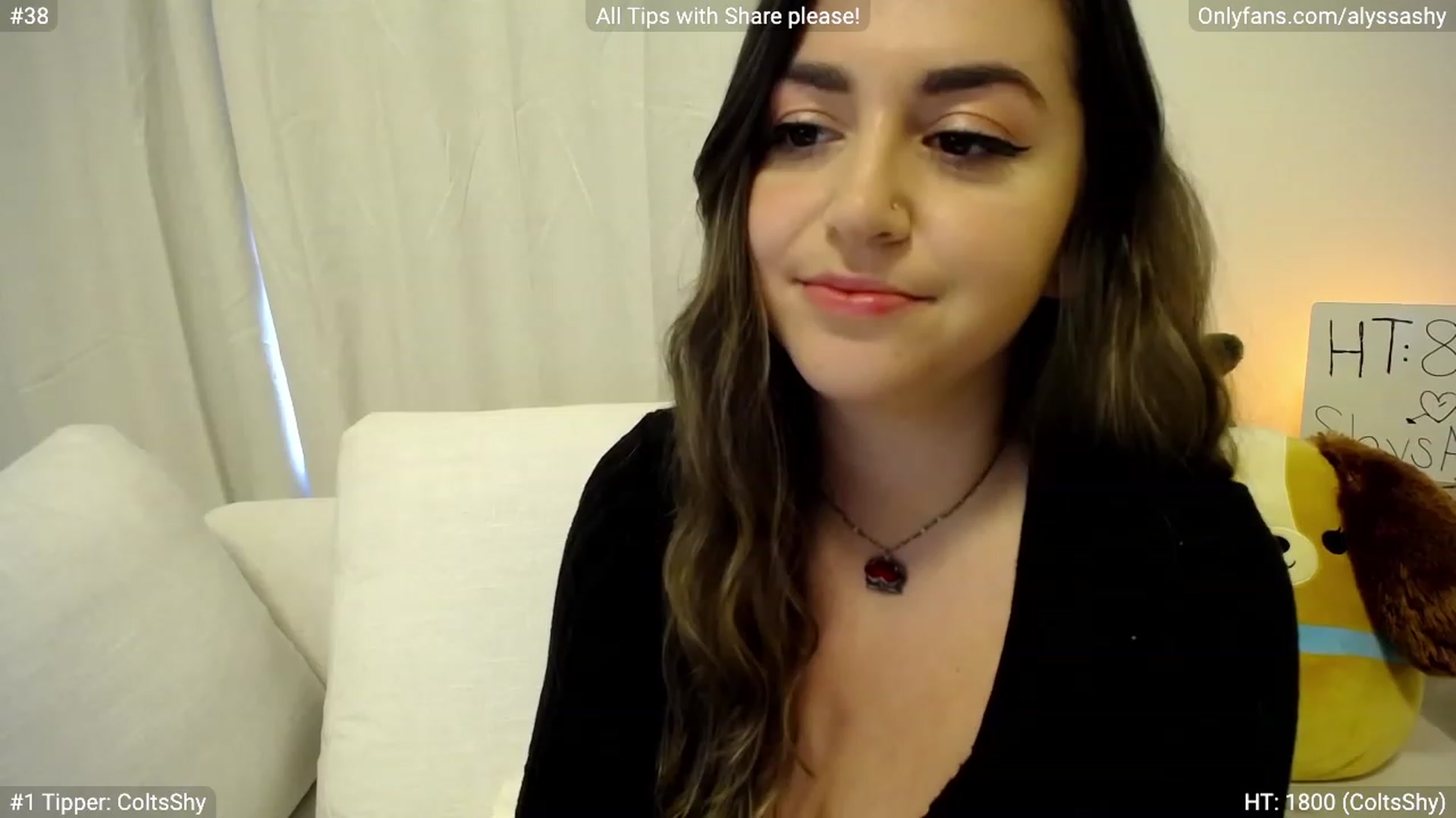Gallery image thumbnail from AlyssaShy's myfreecams stream on, 05/04/2023, 21:29 image 18 of 20