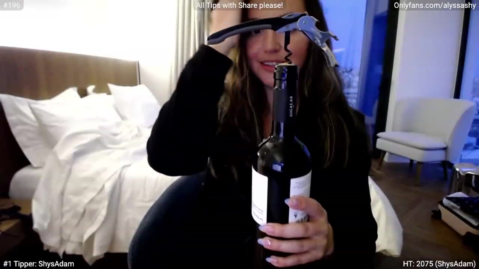 Gallery image thumbnail from AlyssaShy's myfreecams stream on, 05/12/2023, 17:47 image 19 of 20