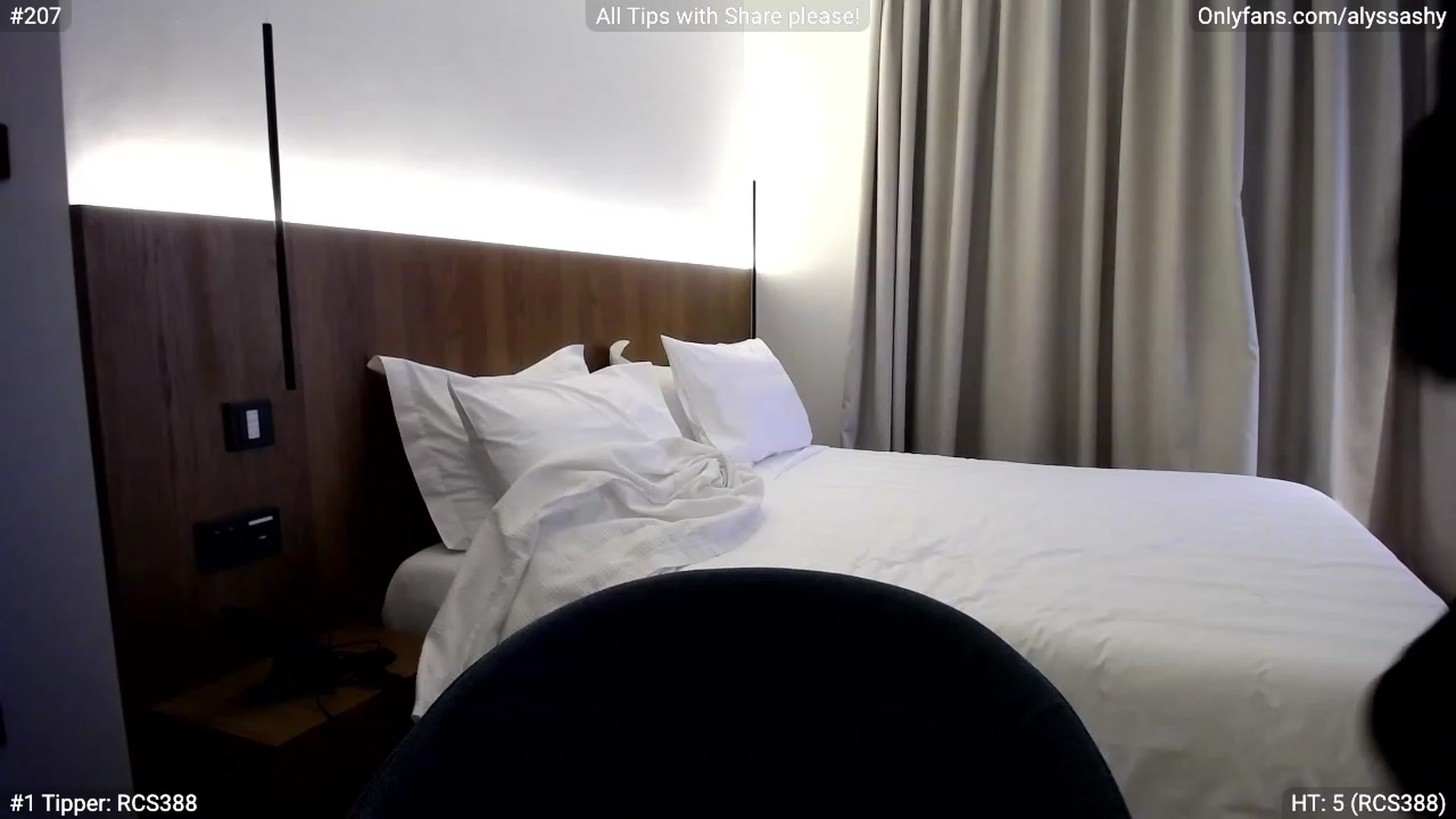 Gallery image thumbnail from AlyssaShy's myfreecams stream on, 05/12/2023, 17:47 image 3 of 20
