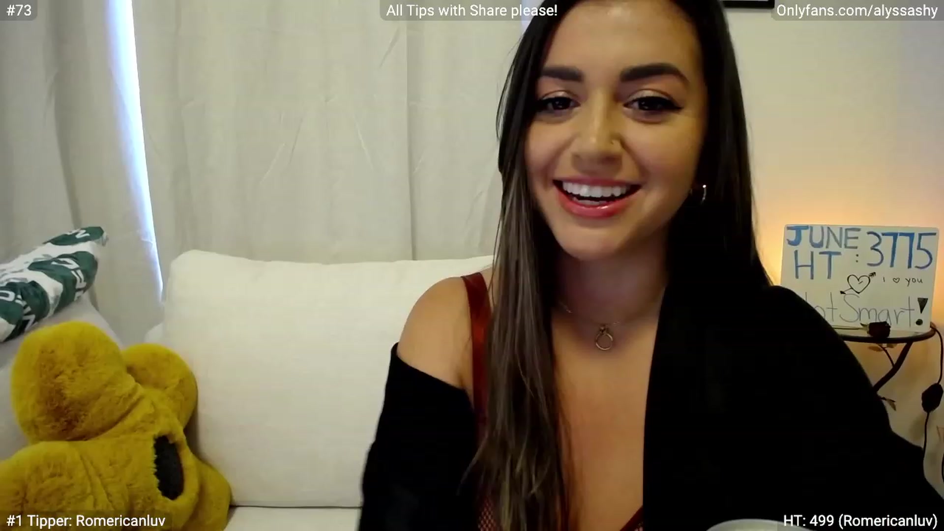 Gallery image thumbnail from AlyssaShy's myfreecams stream on, 06/02/2023, 23:10 image 1 of 20