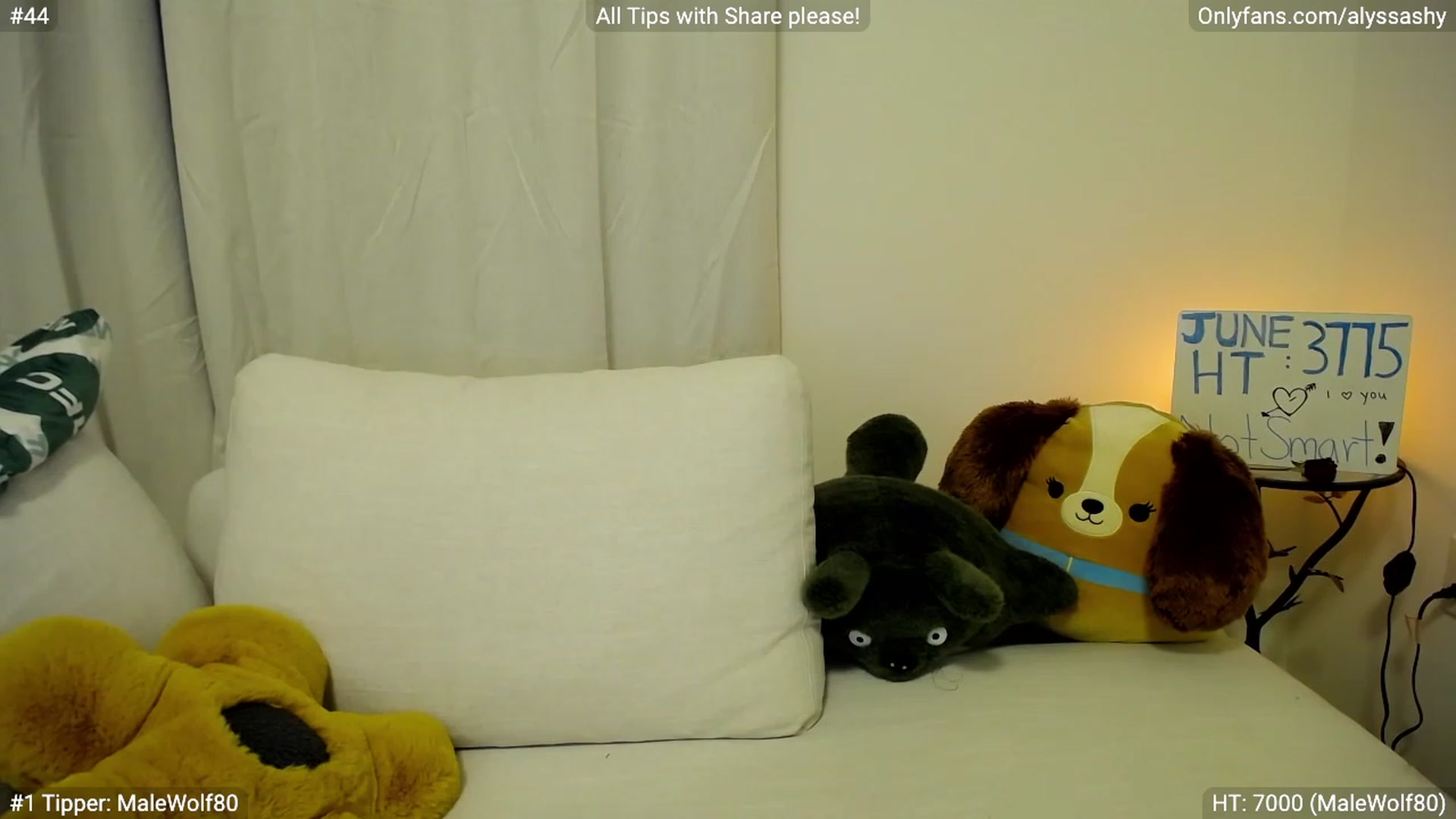 Gallery image thumbnail from AlyssaShy's myfreecams stream on, 06/03/2023, 01:33 image 6 of 20
