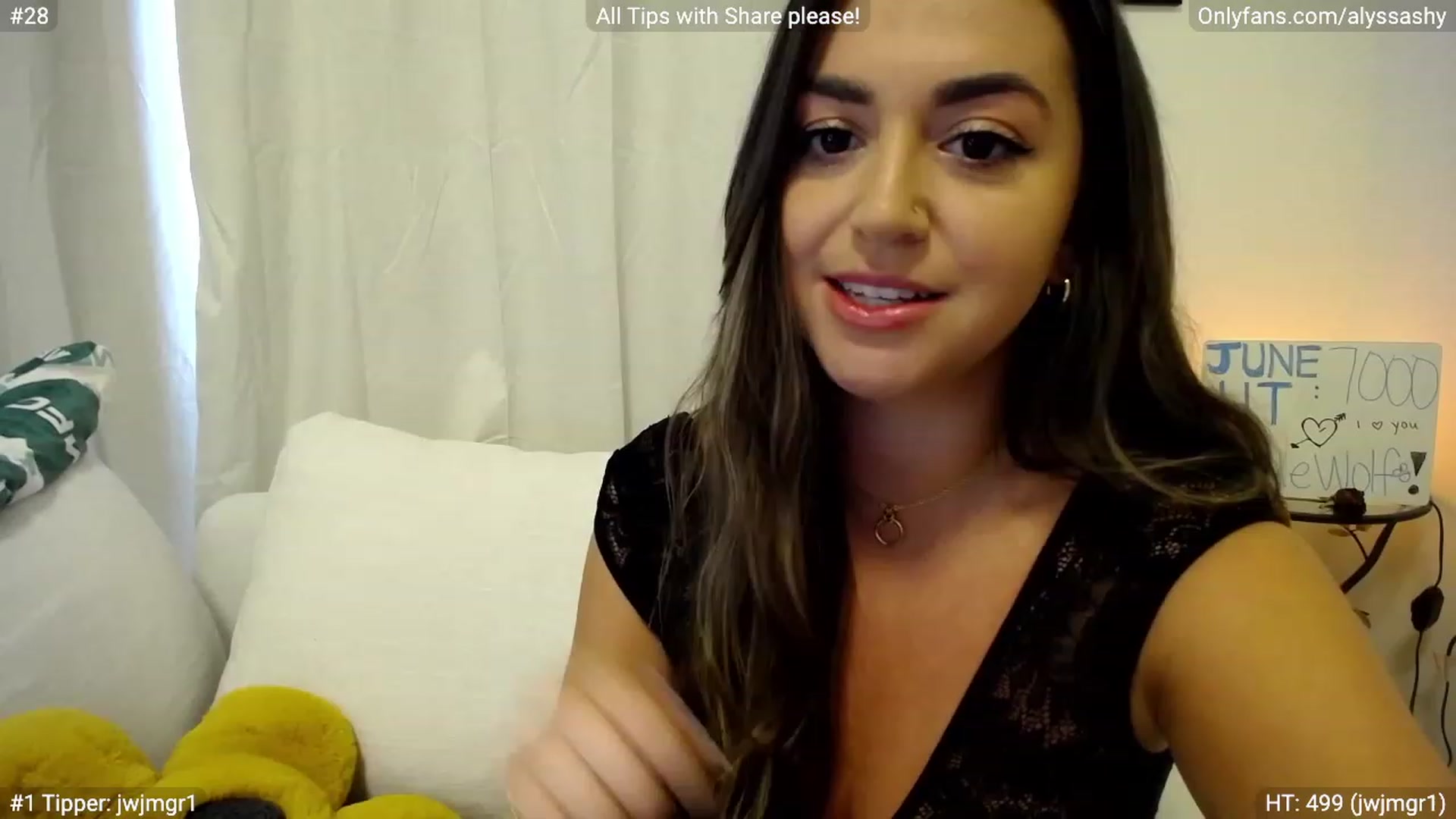 Gallery image thumbnail from AlyssaShy's myfreecams stream on, 06/03/2023, 20:53 image 18 of 20