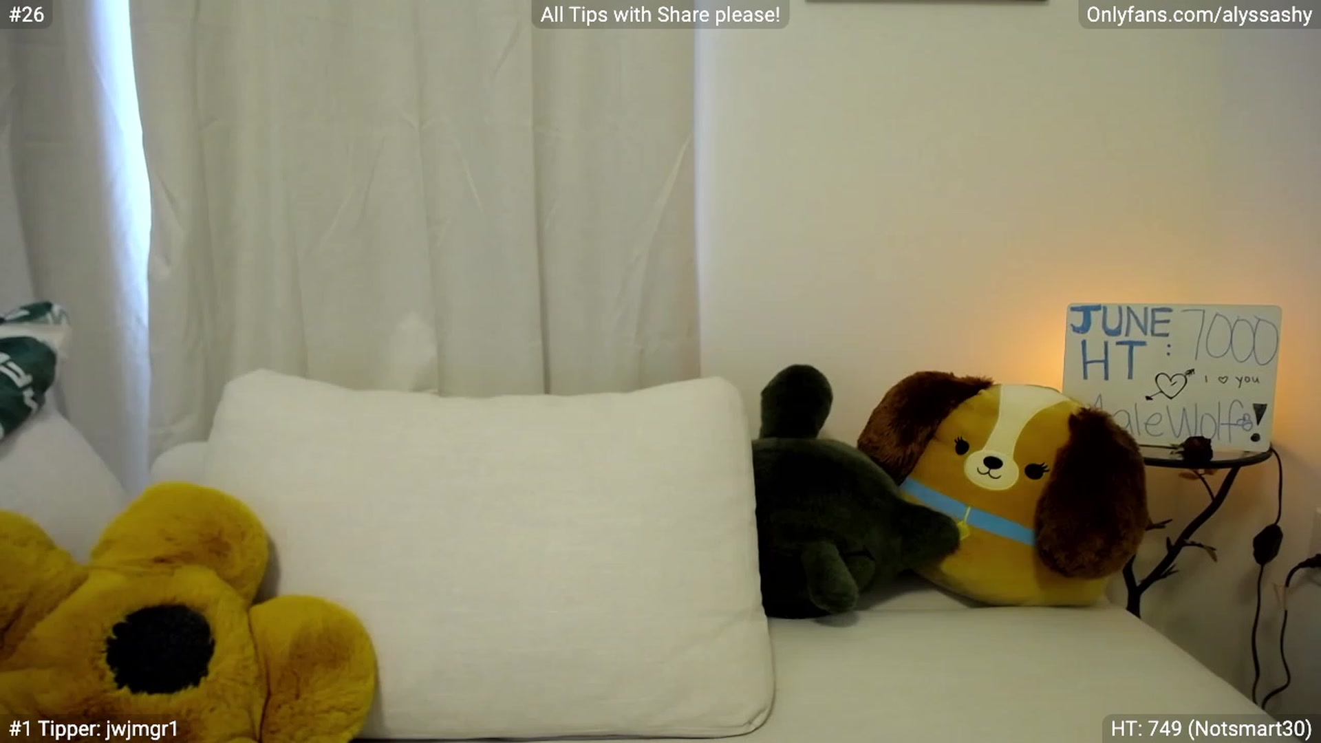 Gallery image thumbnail from AlyssaShy's myfreecams stream on, 06/03/2023, 21:18 image 20 of 20