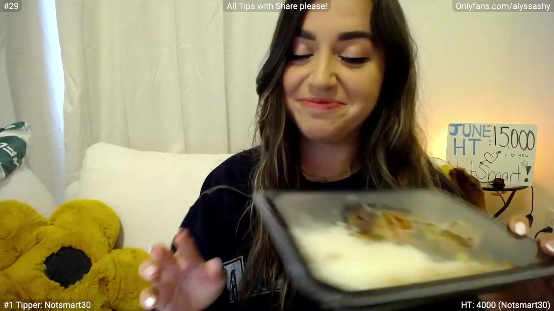 Gallery image thumbnail from AlyssaShy's myfreecams stream on, 06/05/2023, 23:34 image 12 of 20