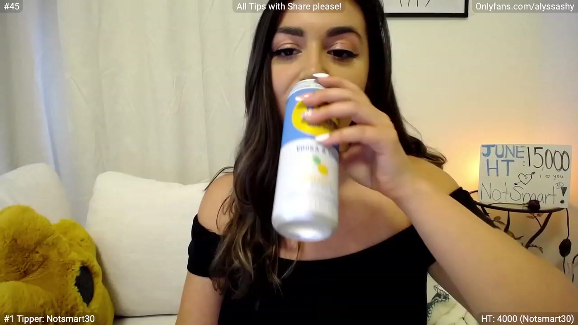 Gallery image thumbnail from AlyssaShy's myfreecams stream on, 06/09/2023, 22:39 image 4 of 20