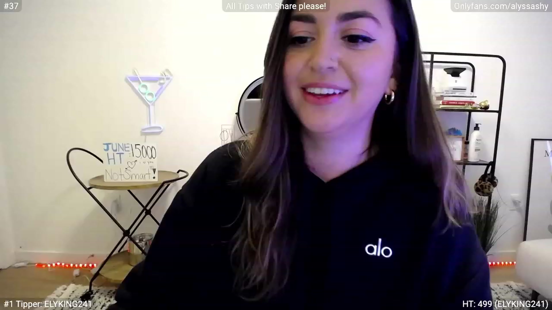 Gallery image thumbnail from AlyssaShy's myfreecams stream on, 06/10/2023, 21:38 image 13 of 20