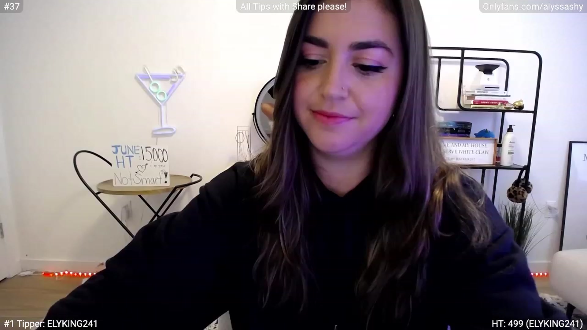 Gallery image thumbnail from AlyssaShy's myfreecams stream on, 06/10/2023, 22:08 image 18 of 20