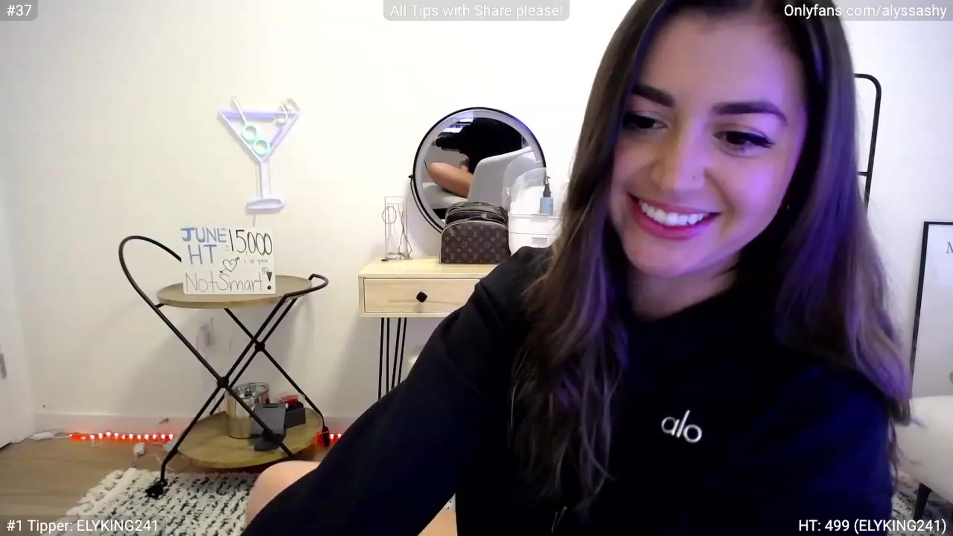 Gallery image thumbnail from AlyssaShy's myfreecams stream on, 06/10/2023, 23:08 image 10 of 20