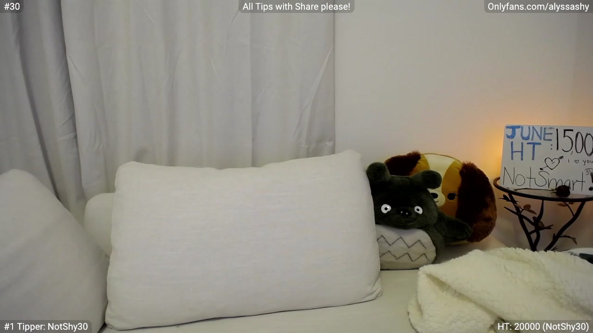 Gallery image thumbnail from AlyssaShy's myfreecams stream on, 06/17/2023, 02:33 image 11 of 20