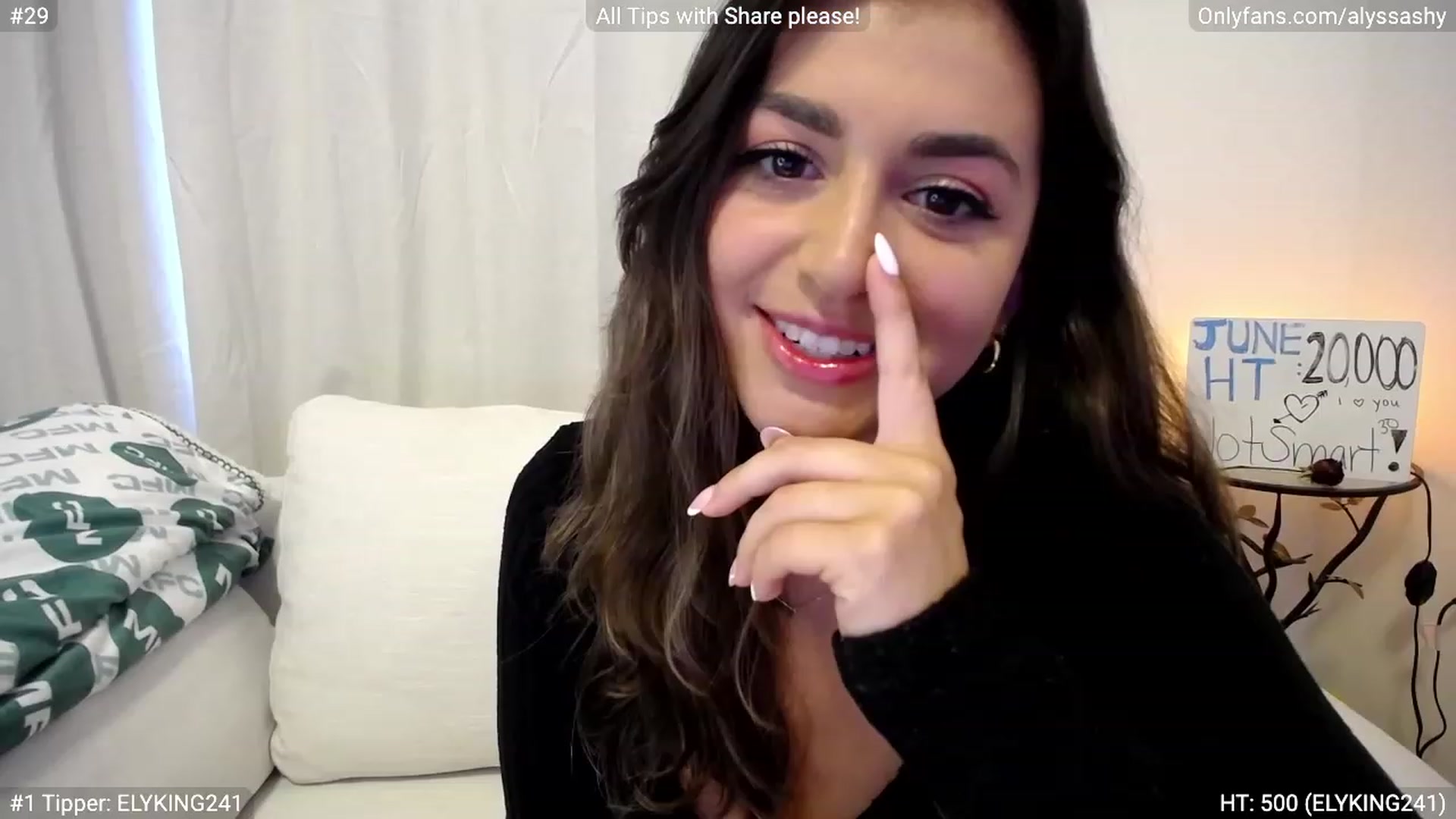 Gallery image thumbnail from AlyssaShy's myfreecams stream on, 06/18/2023, 24:35 image 3 of 20