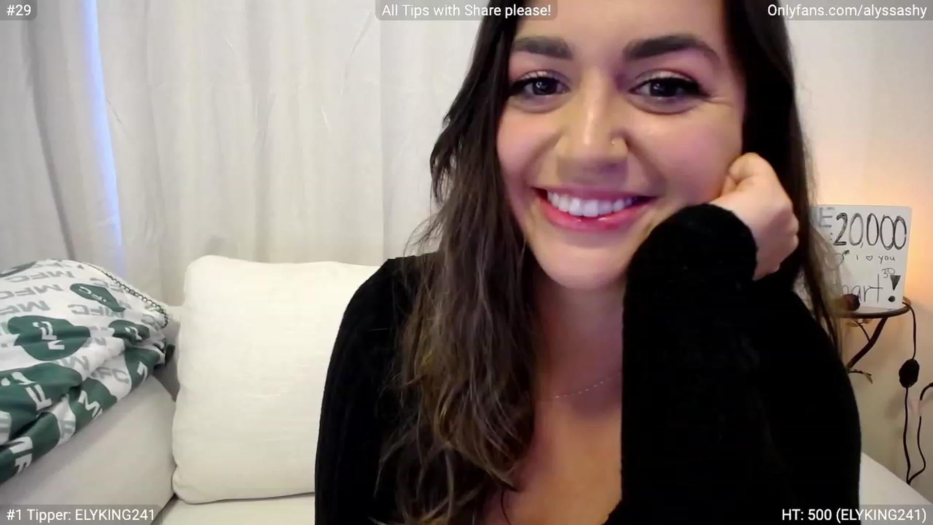Gallery image thumbnail from AlyssaShy's myfreecams stream on, 06/18/2023, 24:35 image 8 of 20
