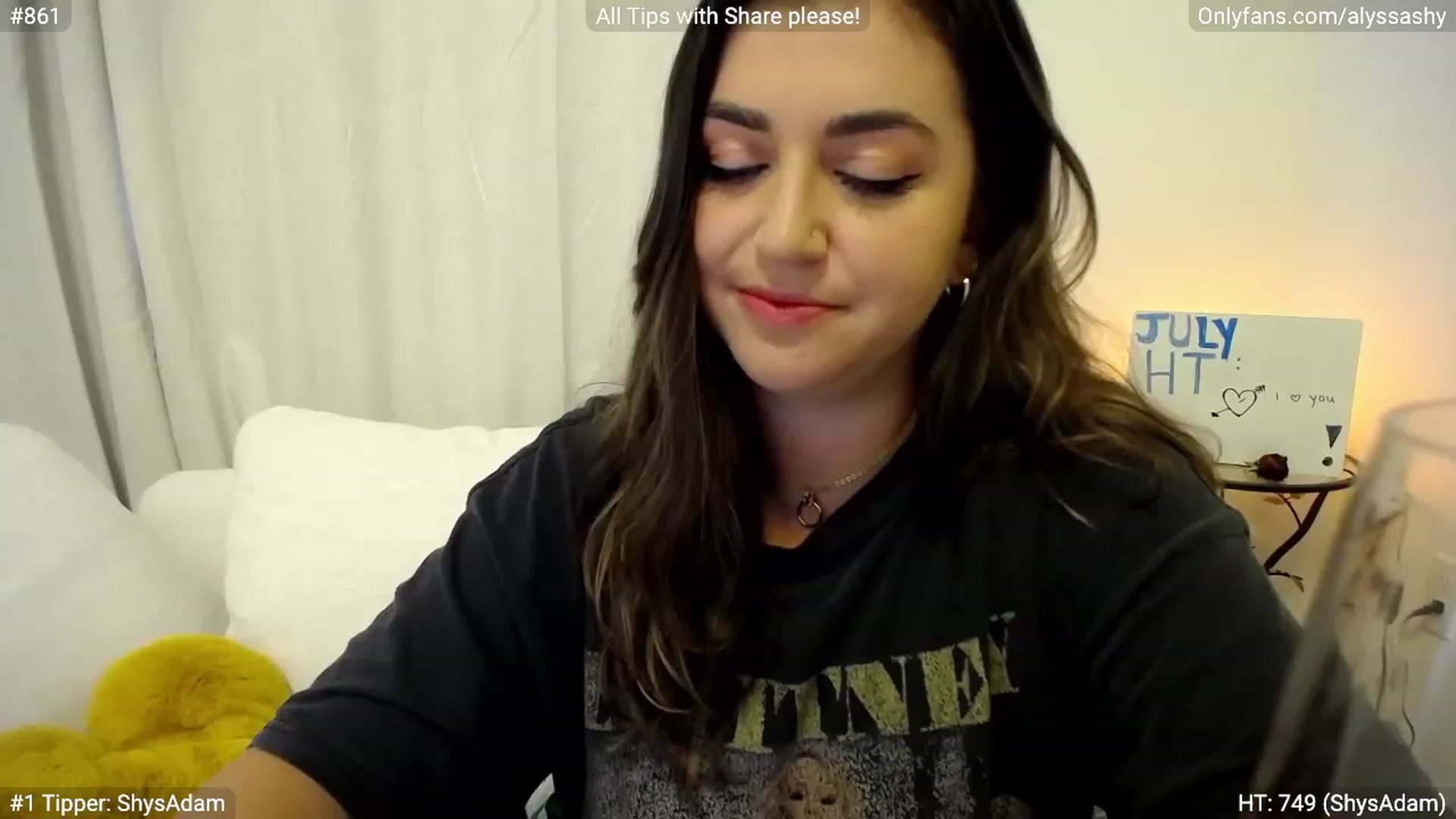 Gallery image thumbnail from AlyssaShy's myfreecams stream on, 07/01/2023, 22:54 image 10 of 20