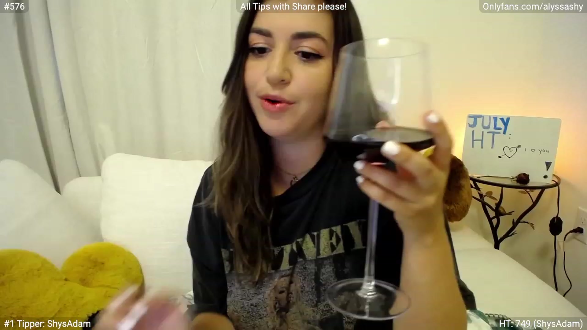 Gallery image thumbnail from AlyssaShy's myfreecams stream on, 07/01/2023, 22:54 image 17 of 20