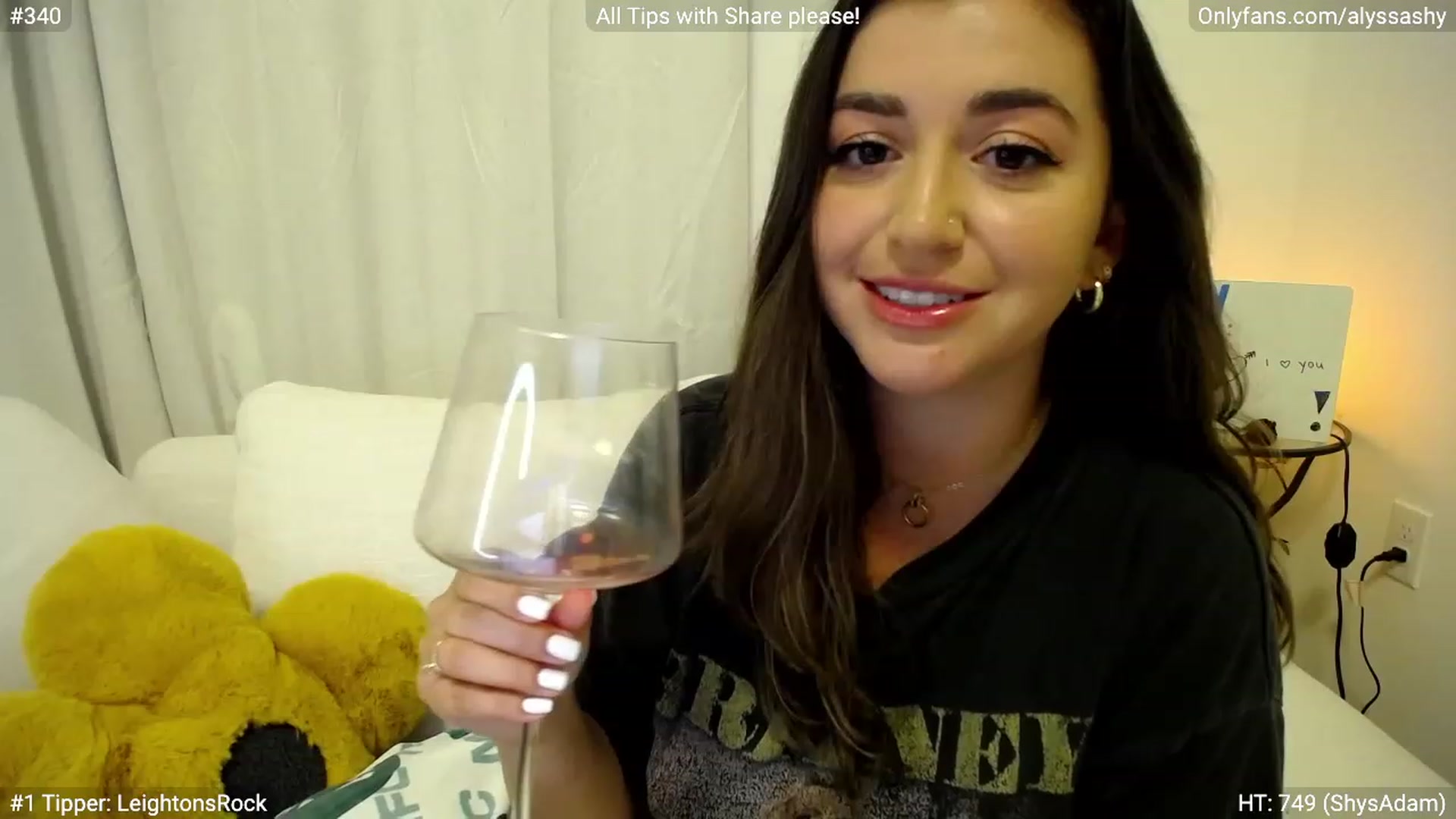 Gallery image thumbnail from AlyssaShy's myfreecams stream on, 07/02/2023, 24:29 image 13 of 20