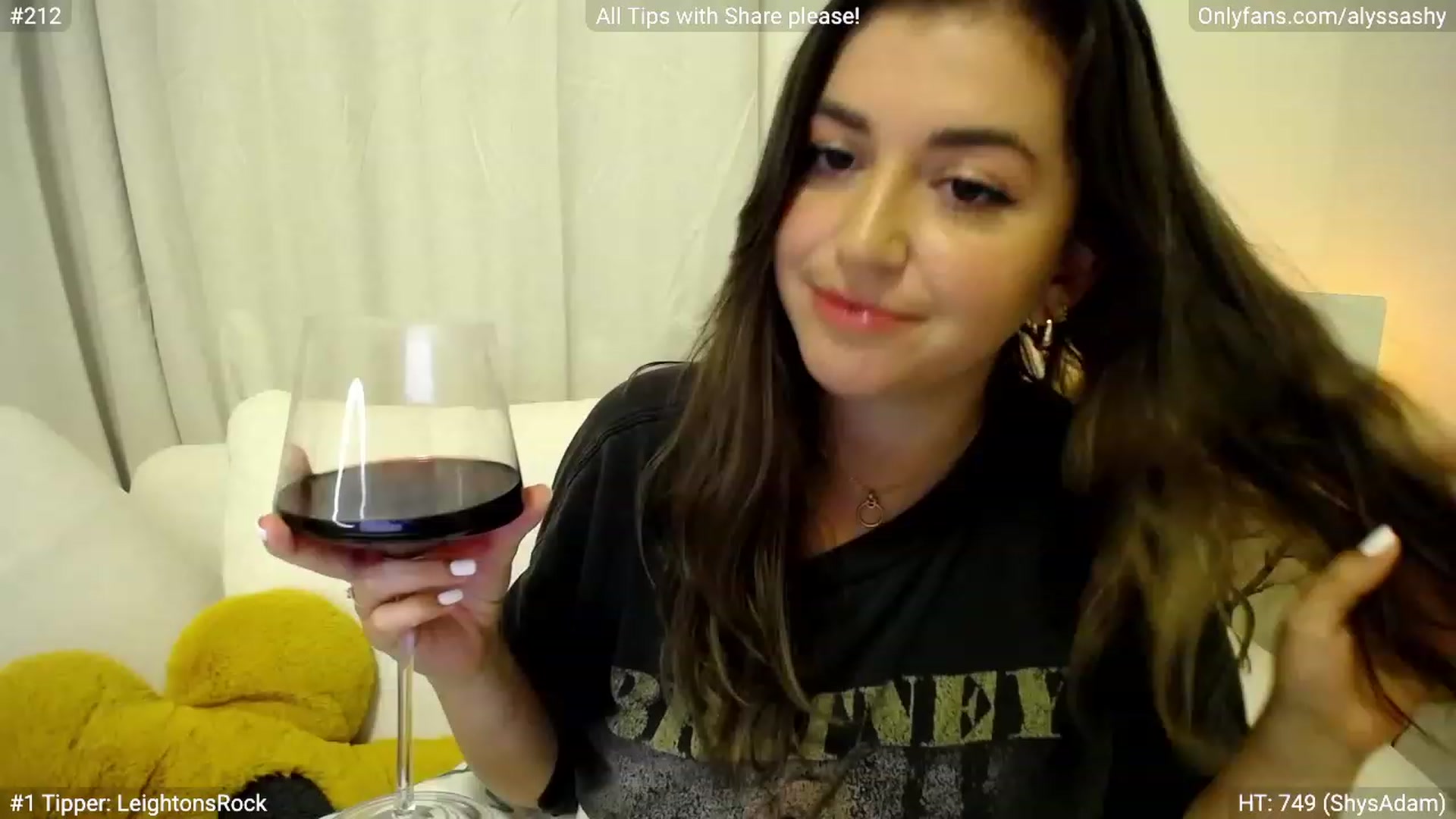 Gallery image thumbnail from AlyssaShy's myfreecams stream on, 07/02/2023, 02:04 image 2 of 20