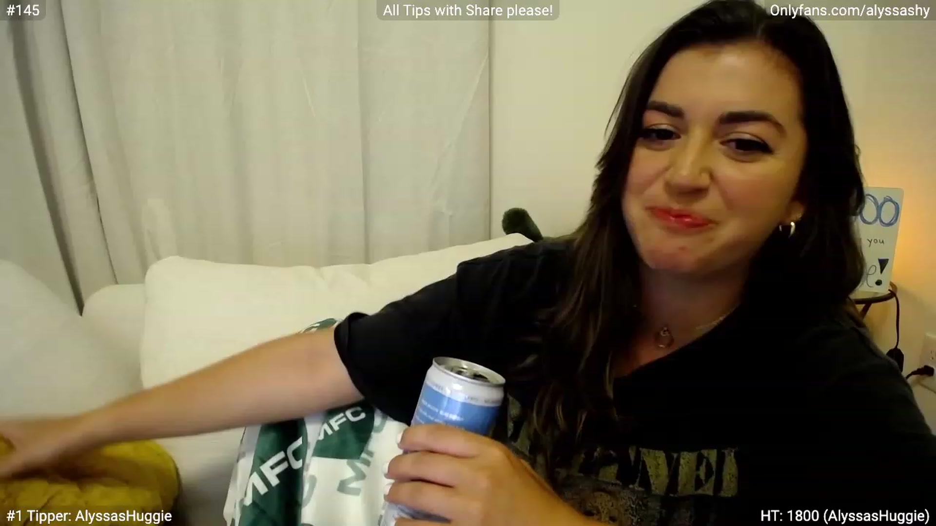 Gallery image thumbnail from AlyssaShy's myfreecams stream on, 07/02/2023, 02:54 image 1 of 20