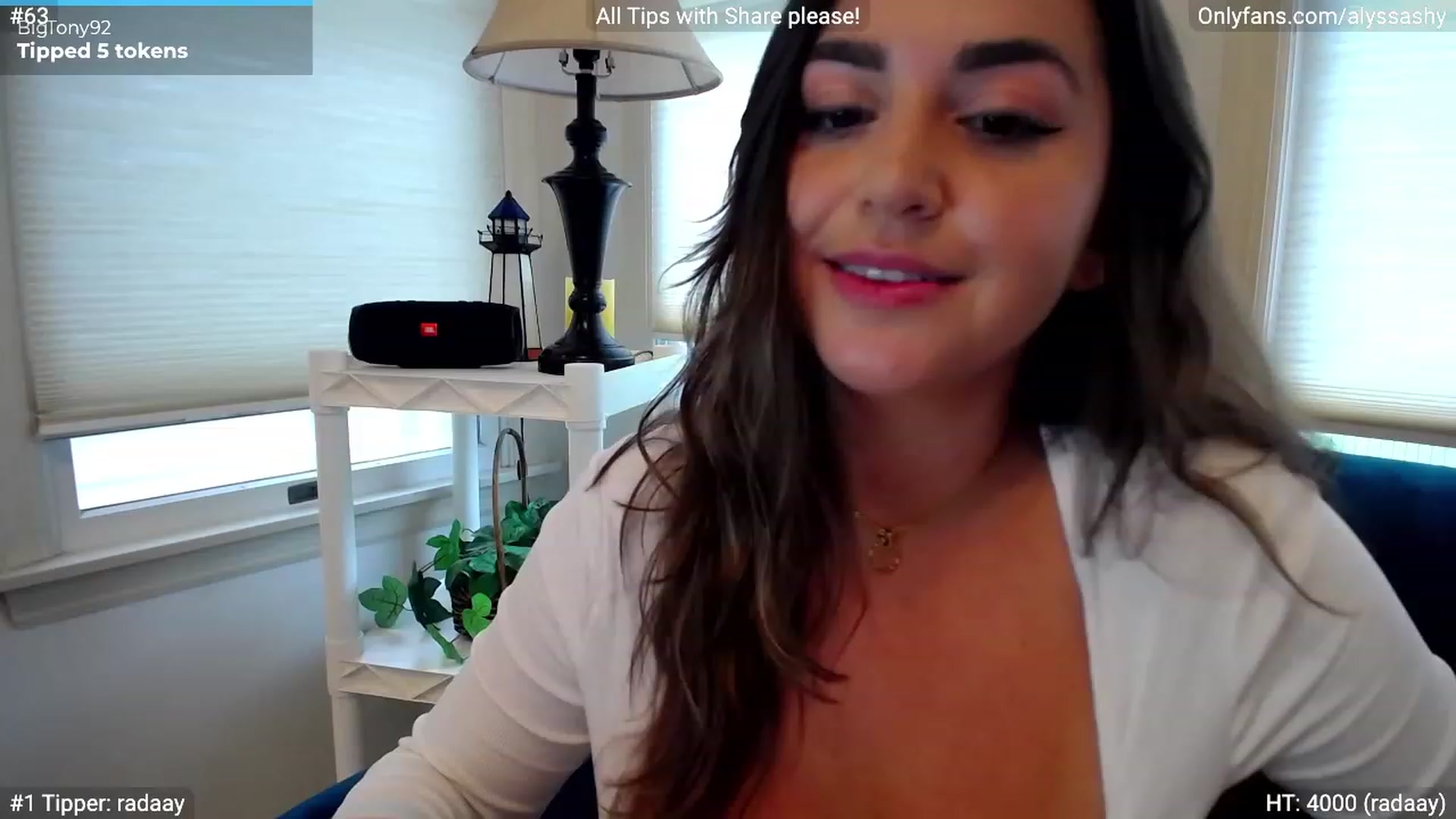 Gallery image thumbnail from AlyssaShy's myfreecams stream on, 07/14/2023, 22:47 image 11 of 20