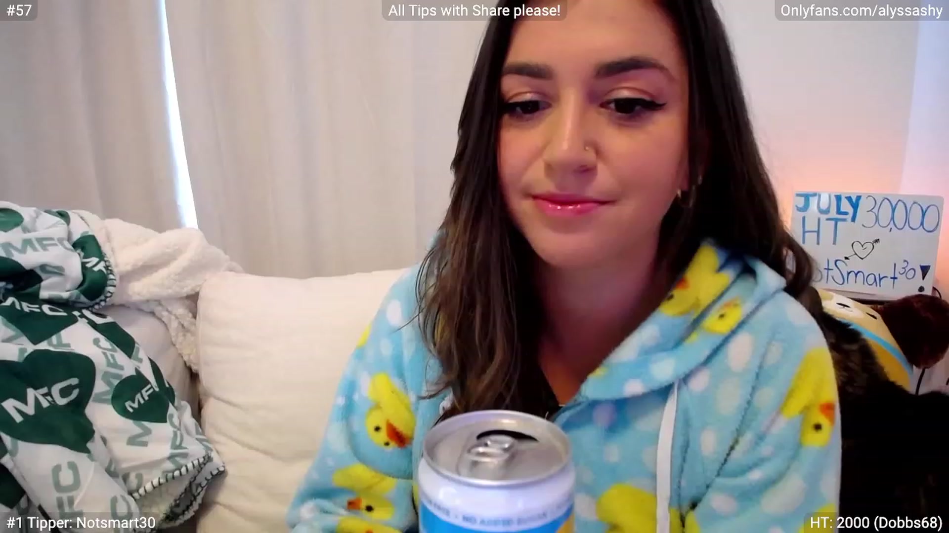 Gallery image thumbnail from AlyssaShy's myfreecams stream on, 07/22/2023, 18:55 image 14 of 20