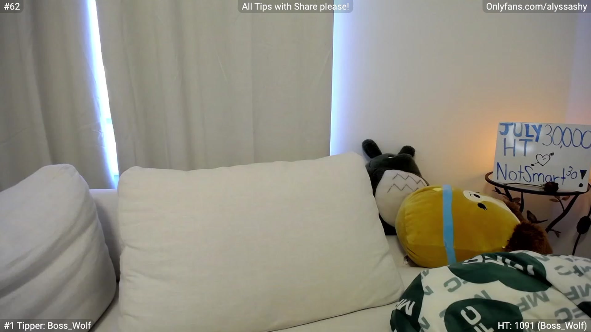 Gallery image thumbnail from AlyssaShy's myfreecams stream on, 07/26/2023, 23:05 image 14 of 20