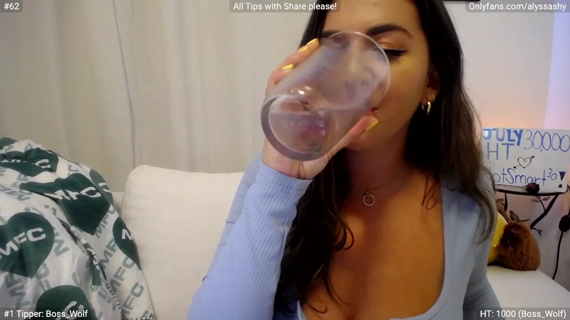 Gallery image thumbnail from AlyssaShy's myfreecams stream on, 07/27/2023, 21:01 image 13 of 20