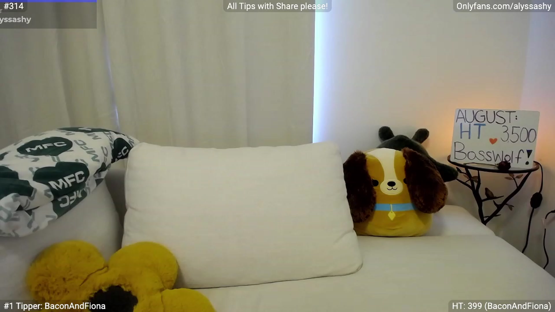 Gallery image thumbnail from AlyssaShy's myfreecams stream on, 08/03/2023, 22:16 image 7 of 20