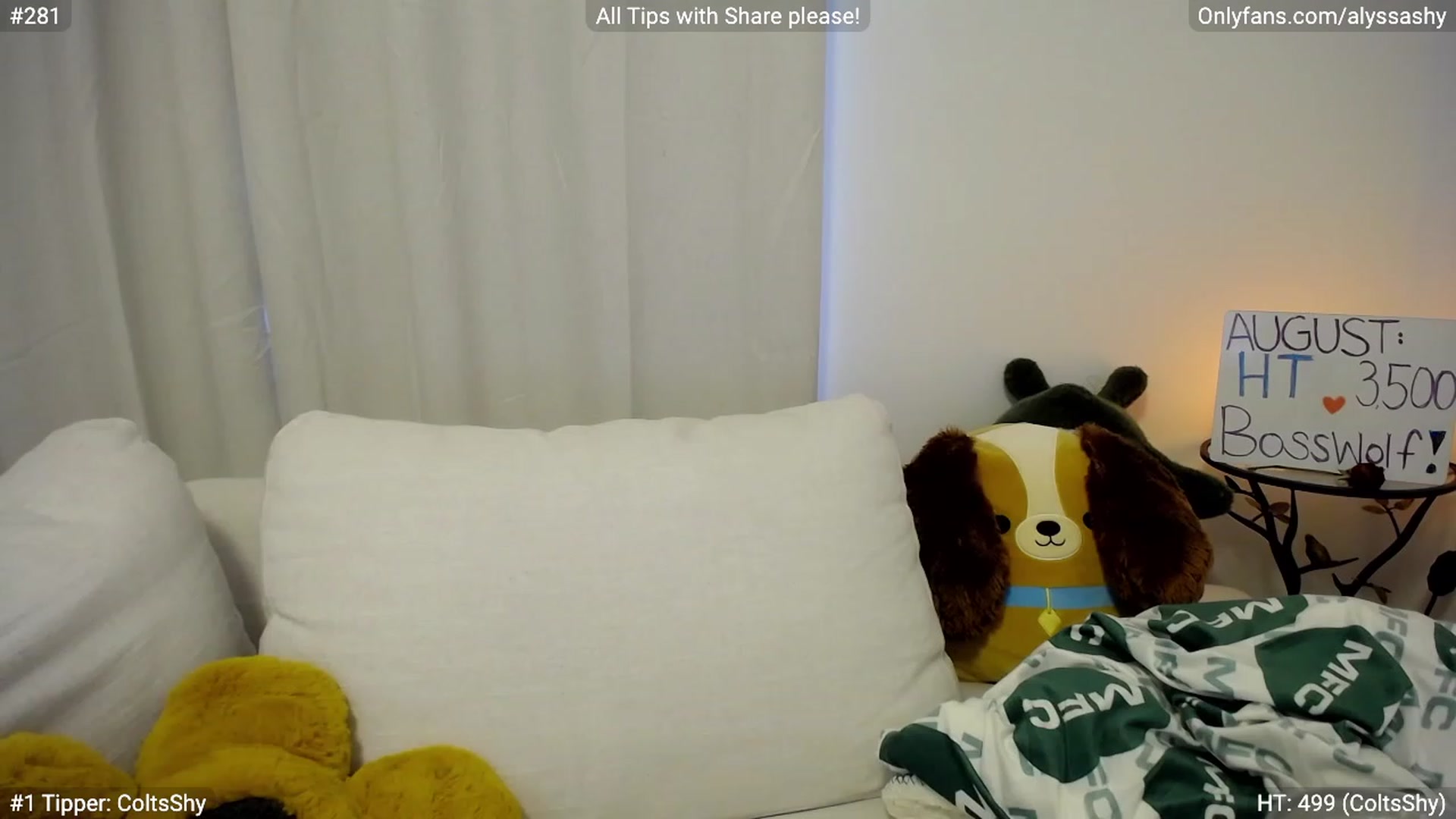 Gallery image thumbnail from AlyssaShy's myfreecams stream on, 08/05/2023, 24:05 image 10 of 20