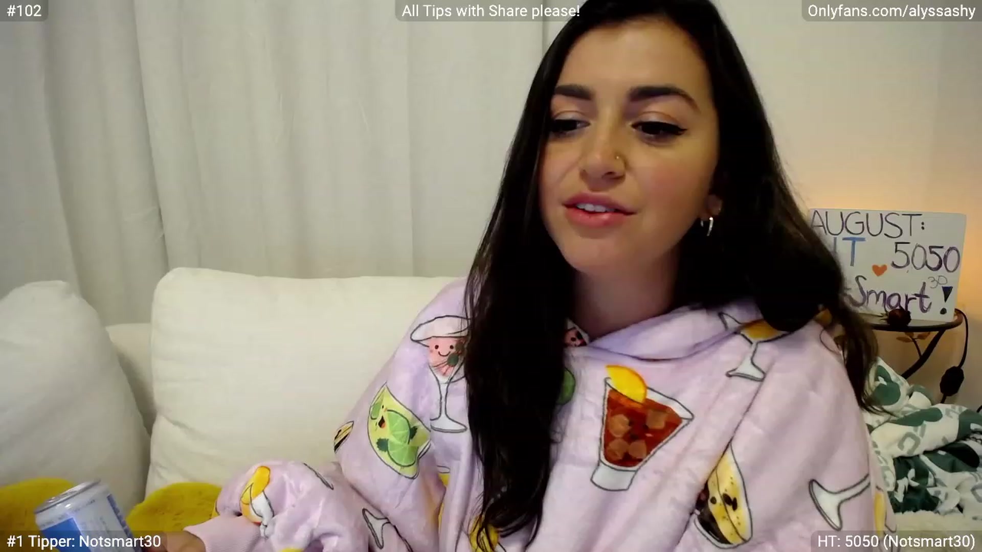 Gallery image thumbnail from AlyssaShy's myfreecams stream on, 08/05/2023, 02:01 image 10 of 20
