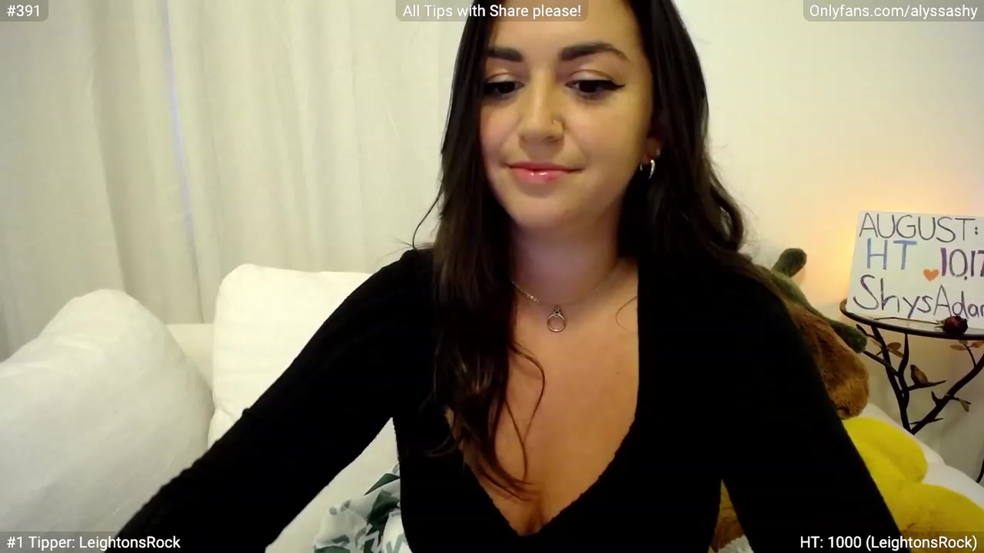 Gallery image thumbnail from AlyssaShy's myfreecams stream on, 08/23/2023, 23:17 image 10 of 20