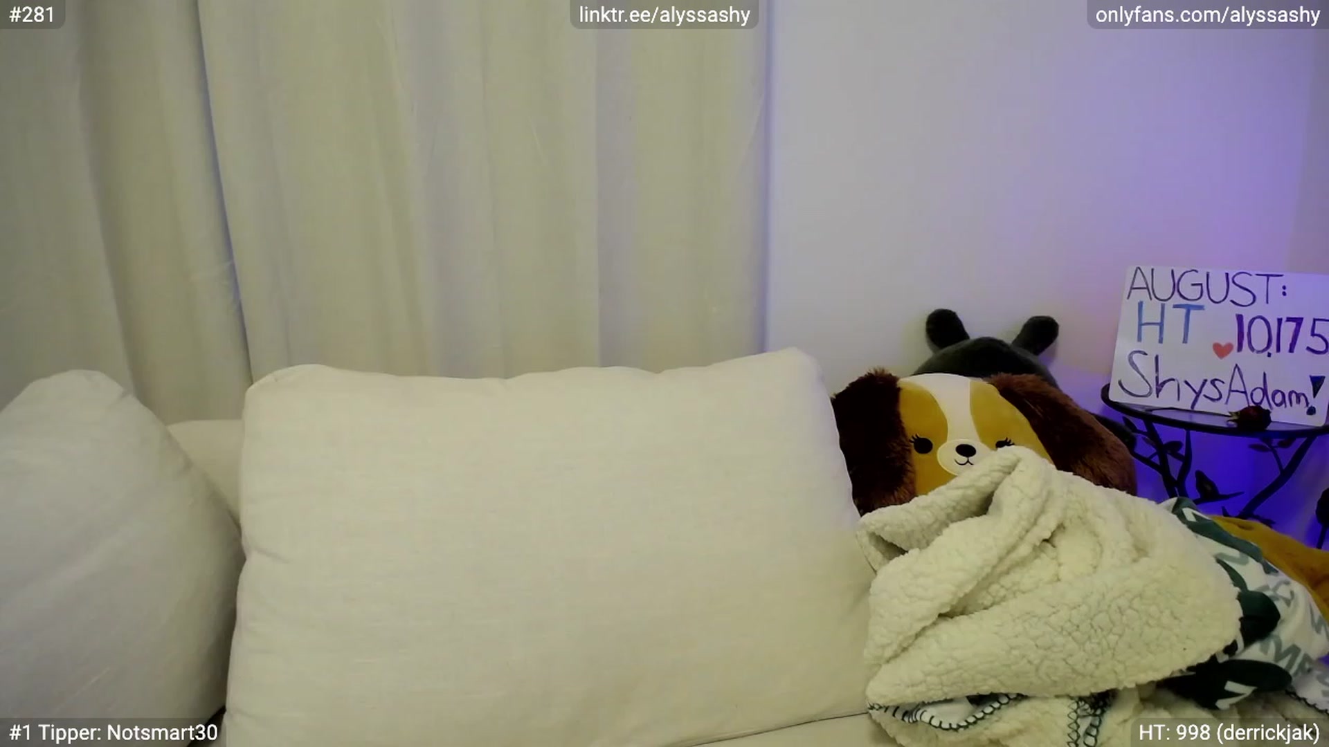 Gallery image thumbnail from AlyssaShy's myfreecams stream on, 08/26/2023, 24:03 image 14 of 20