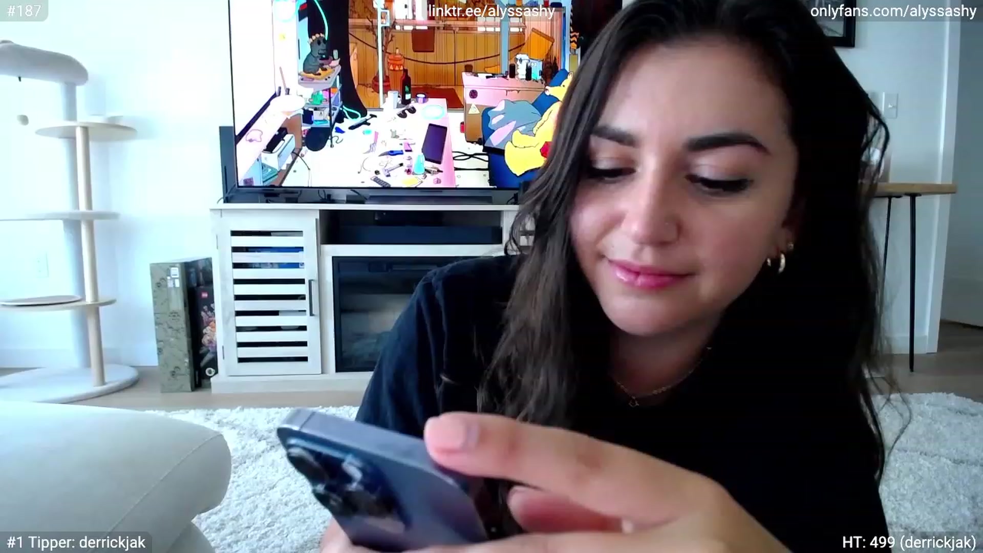 Gallery image thumbnail from AlyssaShy's myfreecams stream on, 08/27/2023, 21:21 image 6 of 20