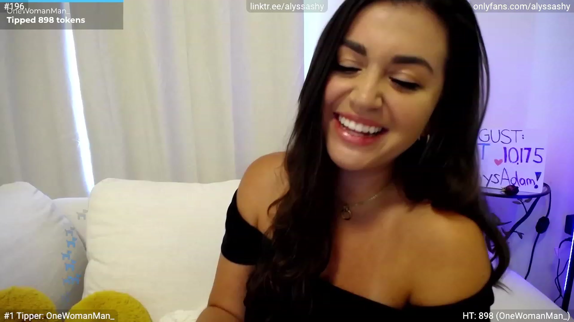 Gallery image thumbnail from AlyssaShy's myfreecams stream on, 08/30/2023, 23:36 image 7 of 20