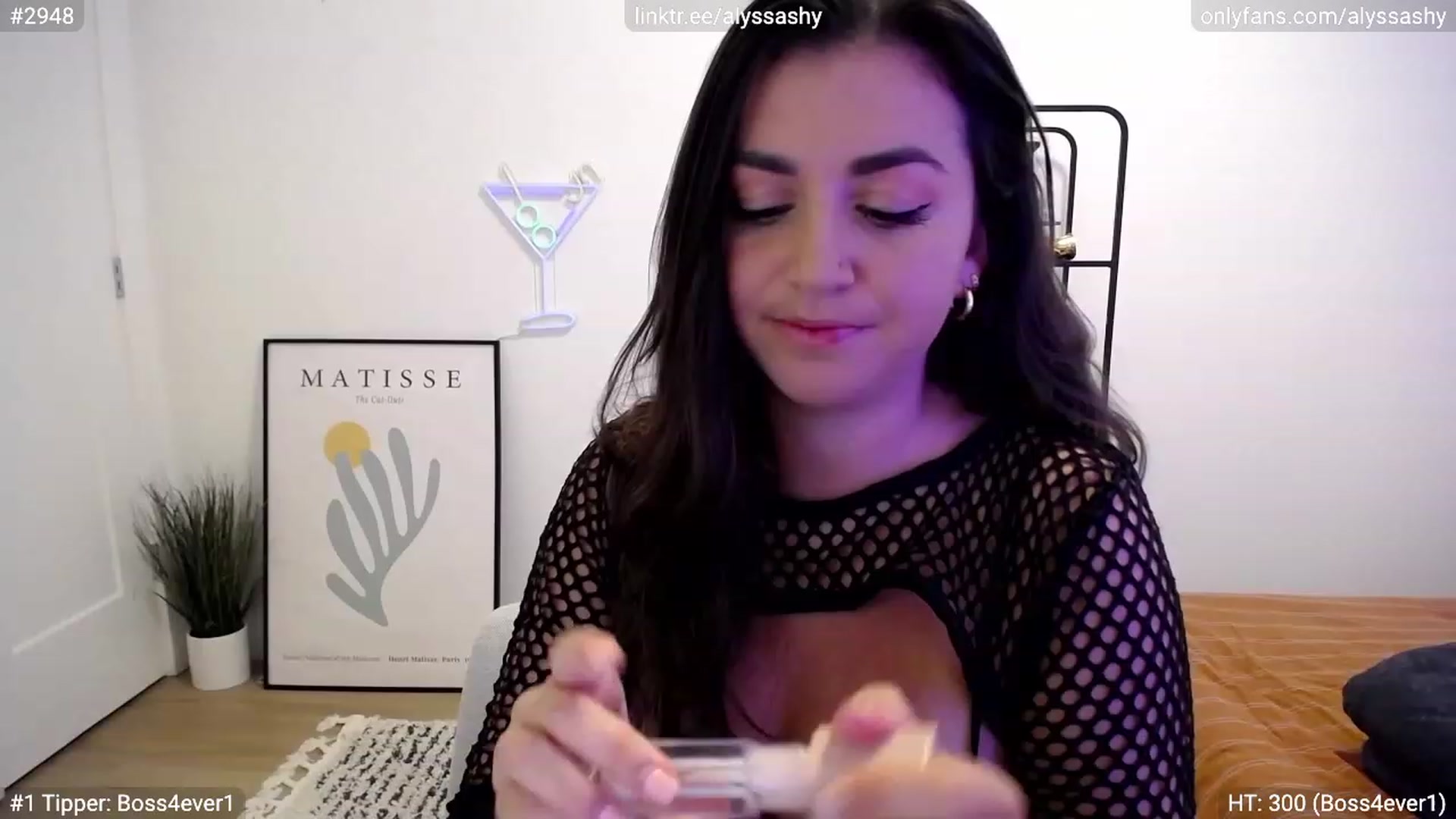 Gallery image thumbnail from AlyssaShy's myfreecams stream on, 09/01/2023, 20:49 image 8 of 20