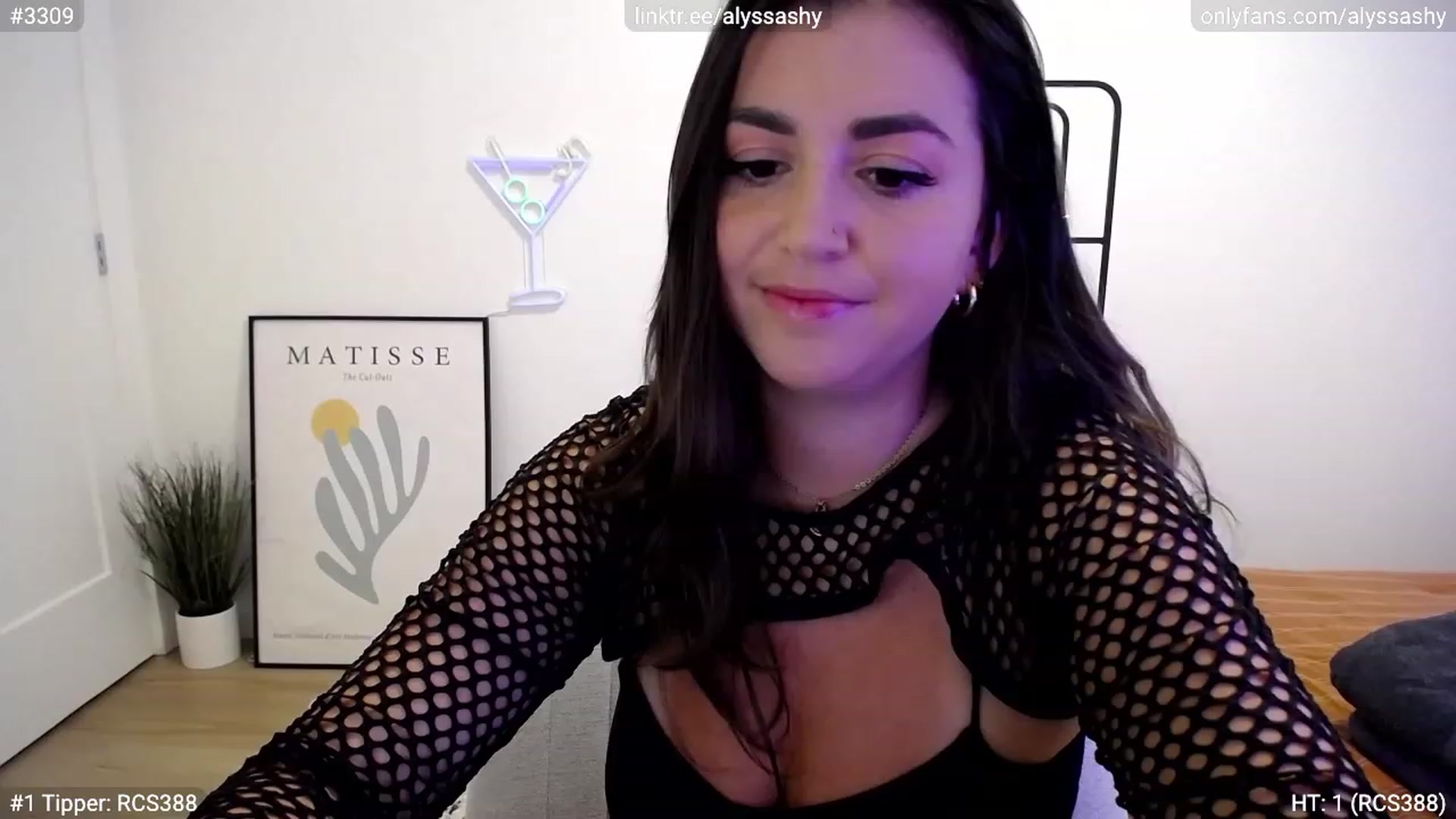 Gallery image thumbnail from AlyssaShy's myfreecams stream on, 09/01/2023, 20:49 image 6 of 20